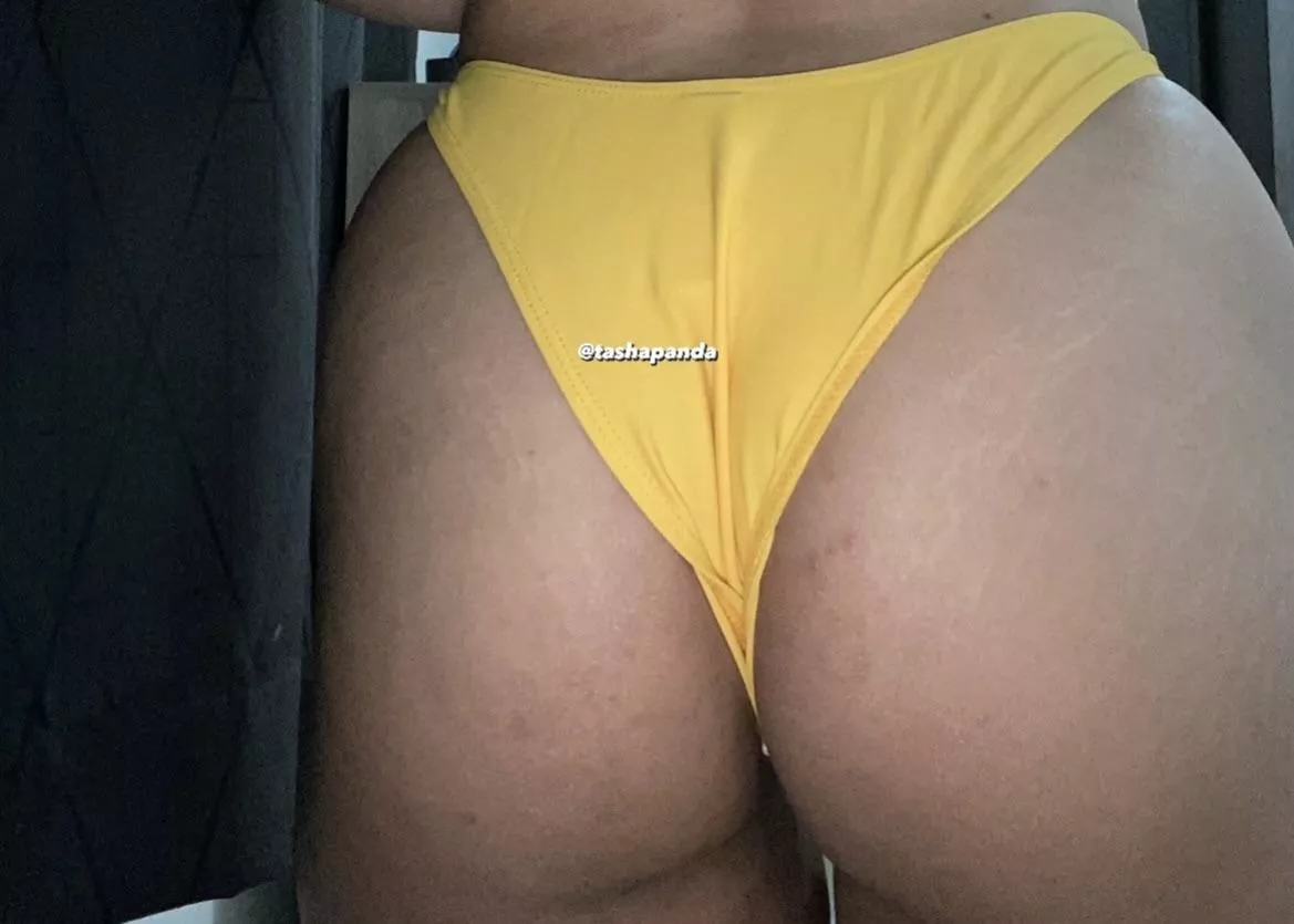 My Ass Would Look Better With Your Hand Print Nudes Glamourhound