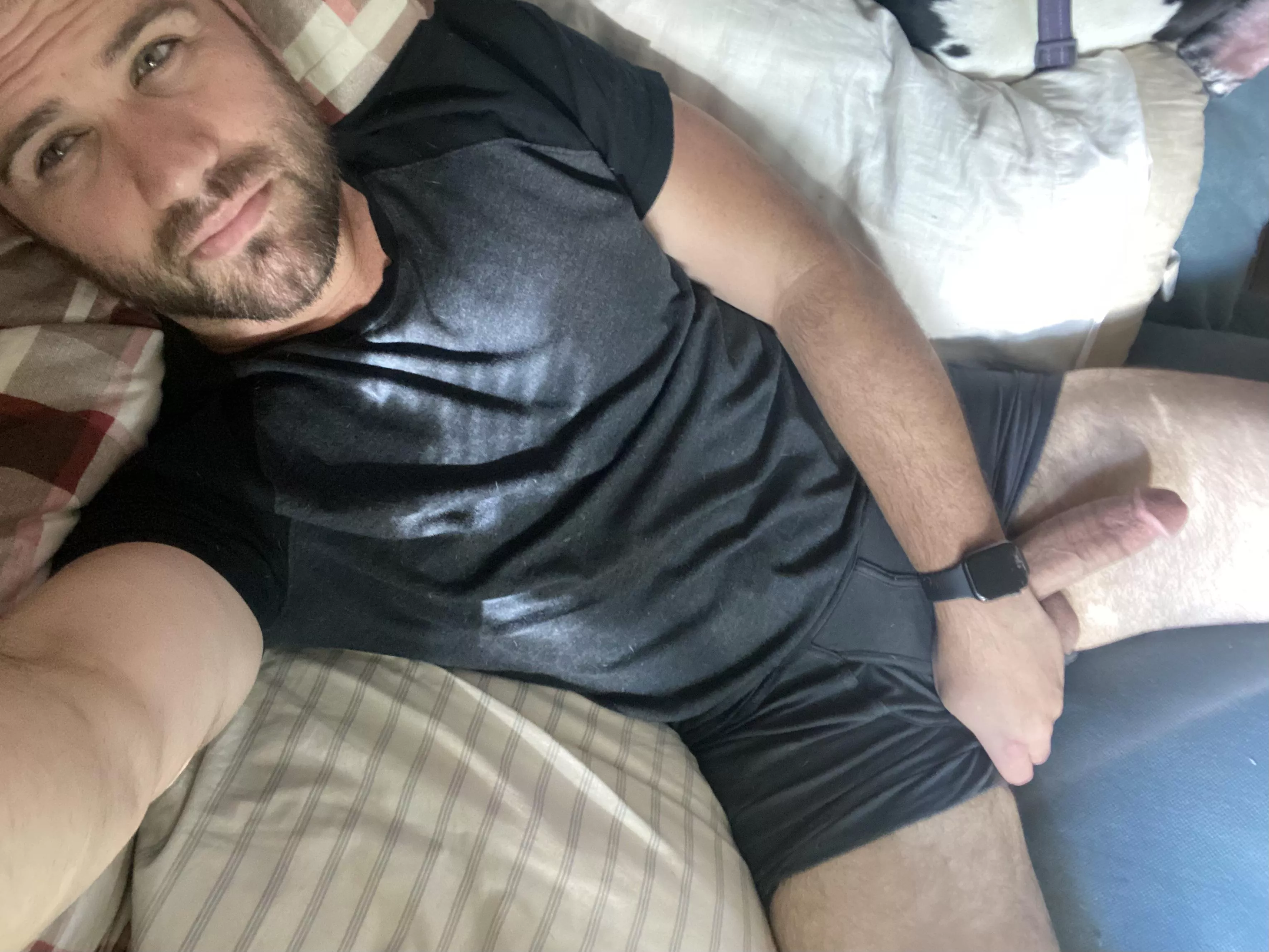 (37) 6â€™4â€ Gay dad with 8.5â€, promise Iâ€™m fun. :P posted by Fit-Machine4781