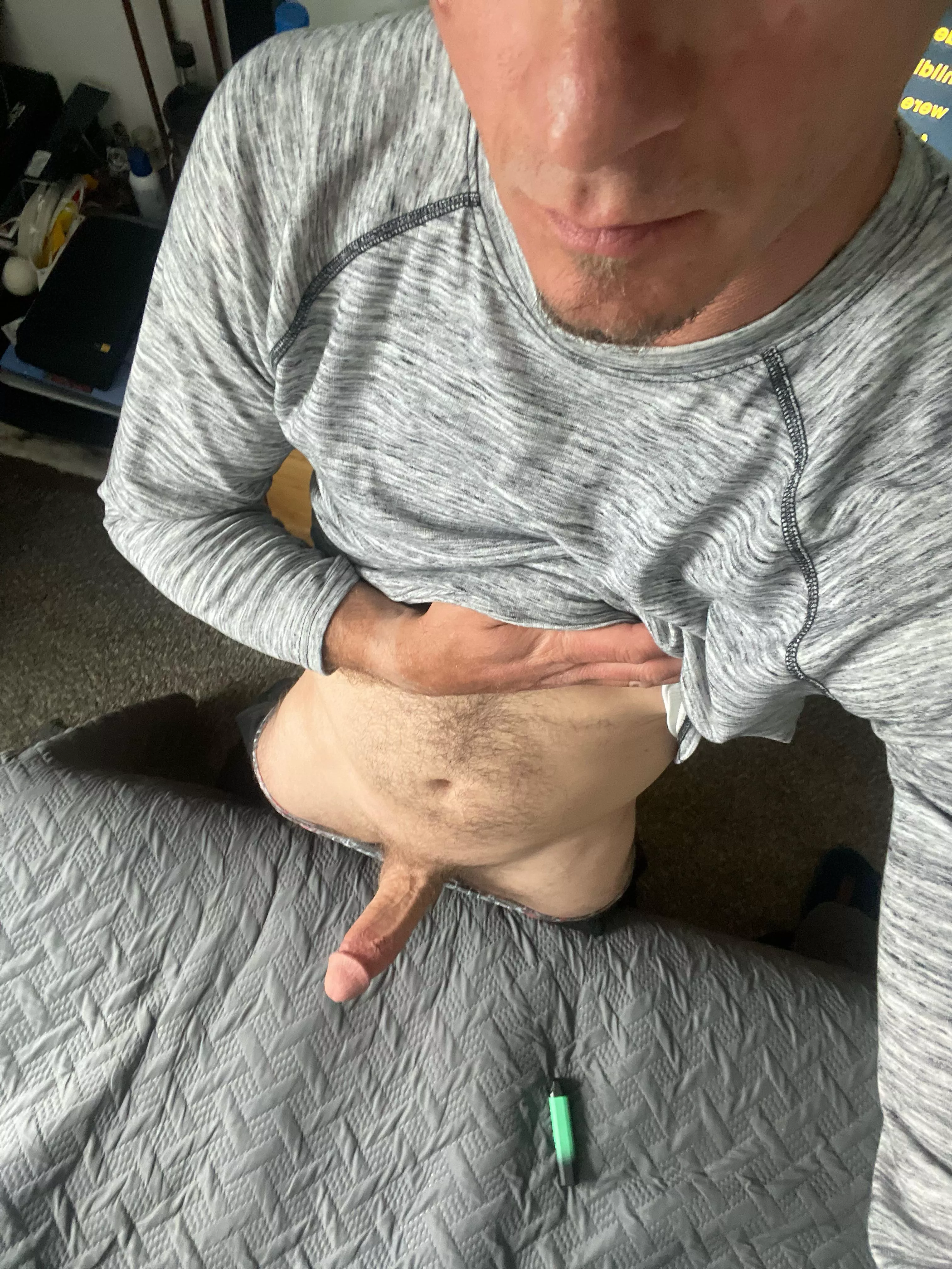 [37] Daddy needs your help this morning. posted by Highlife04