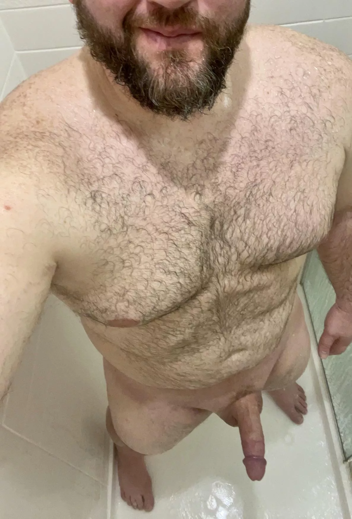 [38] hotel showers hit different posted by istrokealot