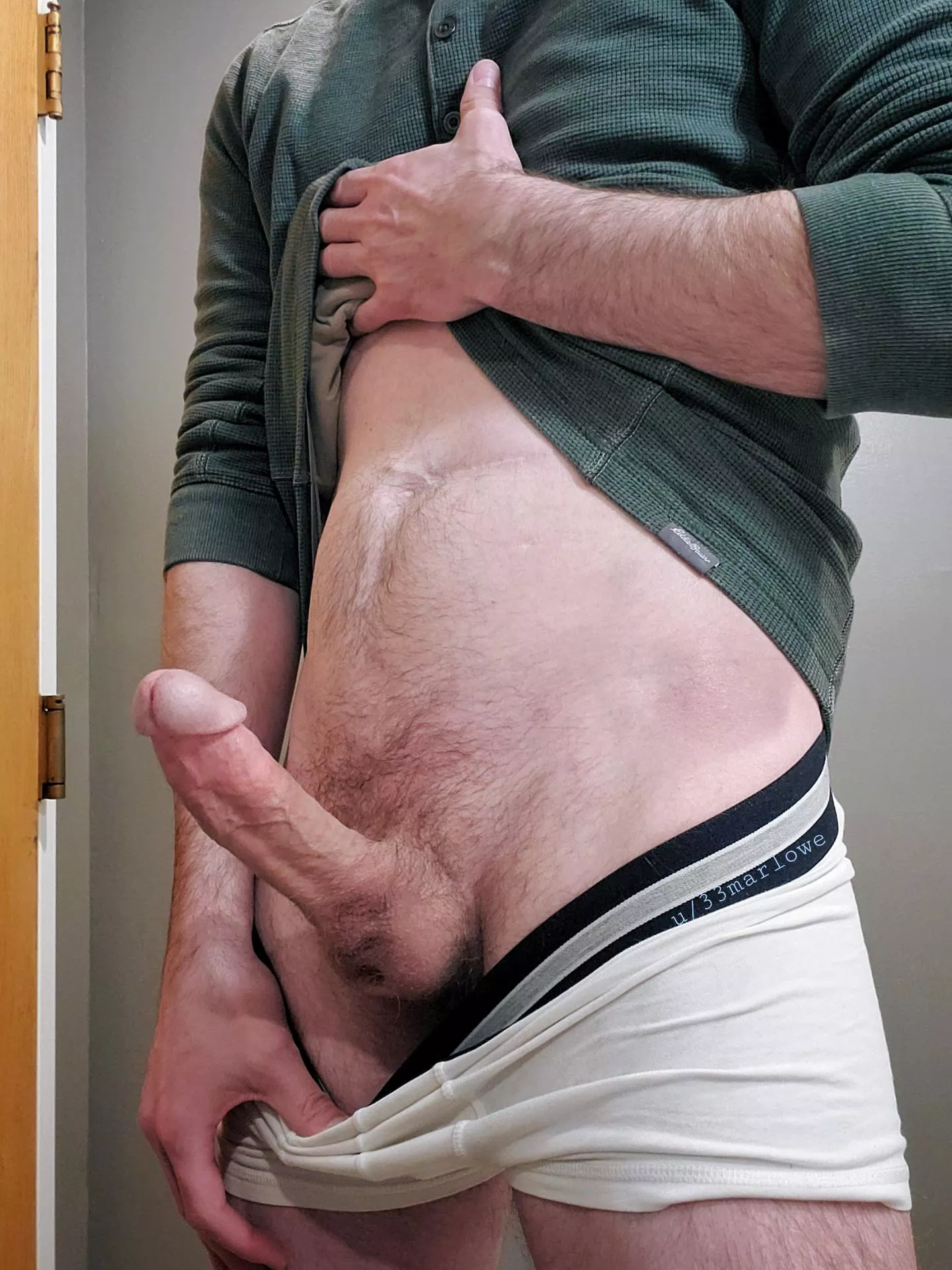 [38] Thick dad posted by 33marlowe