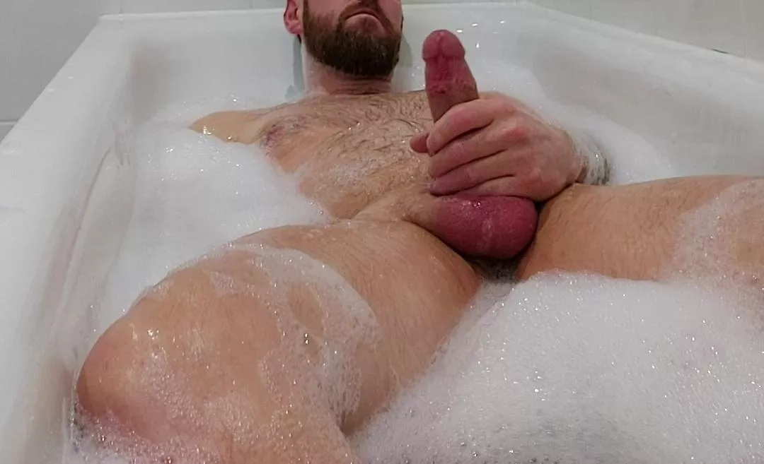 [40] would you ride this pappa bear? posted by kingofthenorth3i6