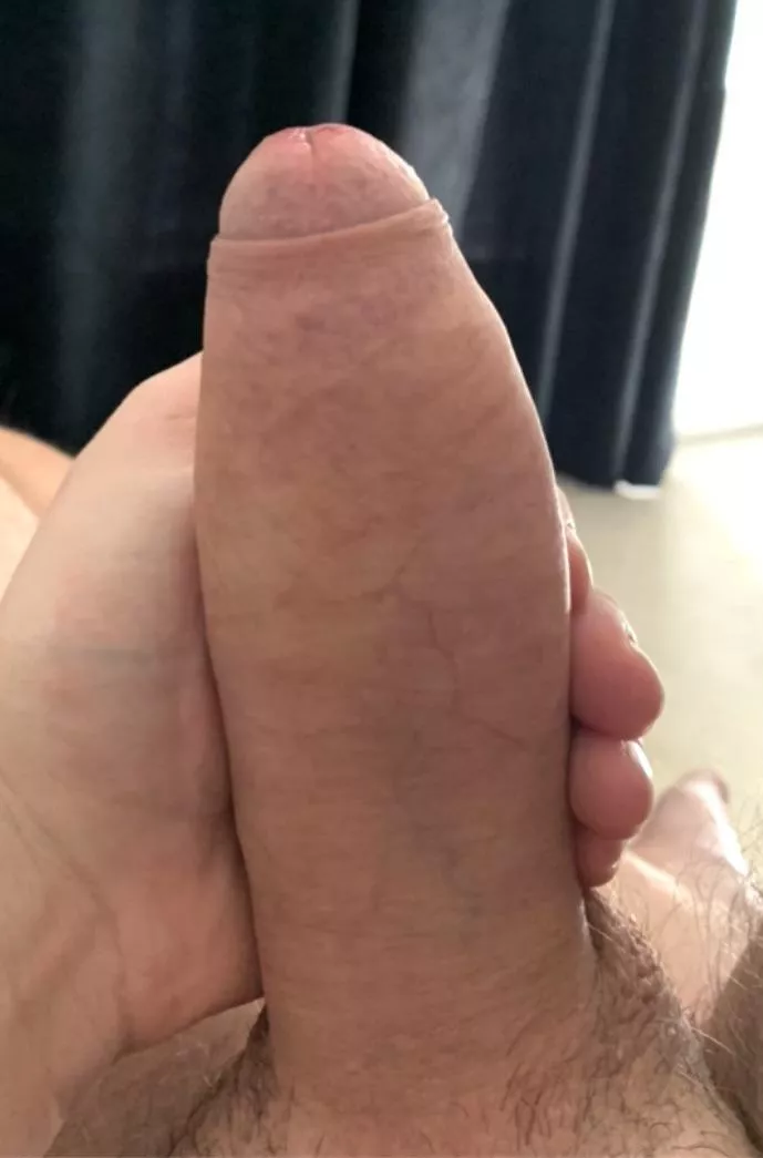 [41] Does anyone like smooth, thick, girthy, fat uncut dicks? posted by olderdaddy40