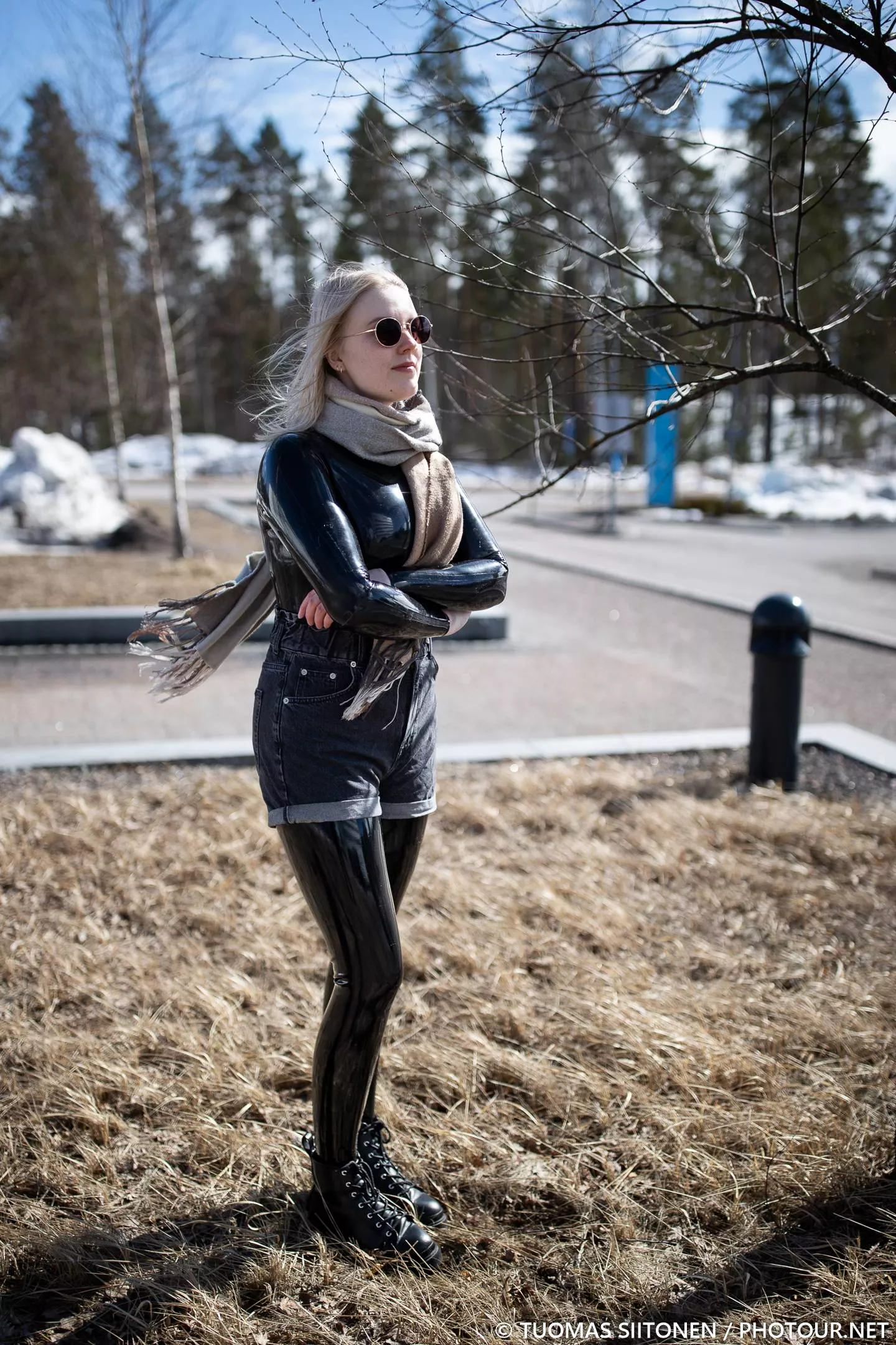 A windy day to wear latex posted by TuomasS