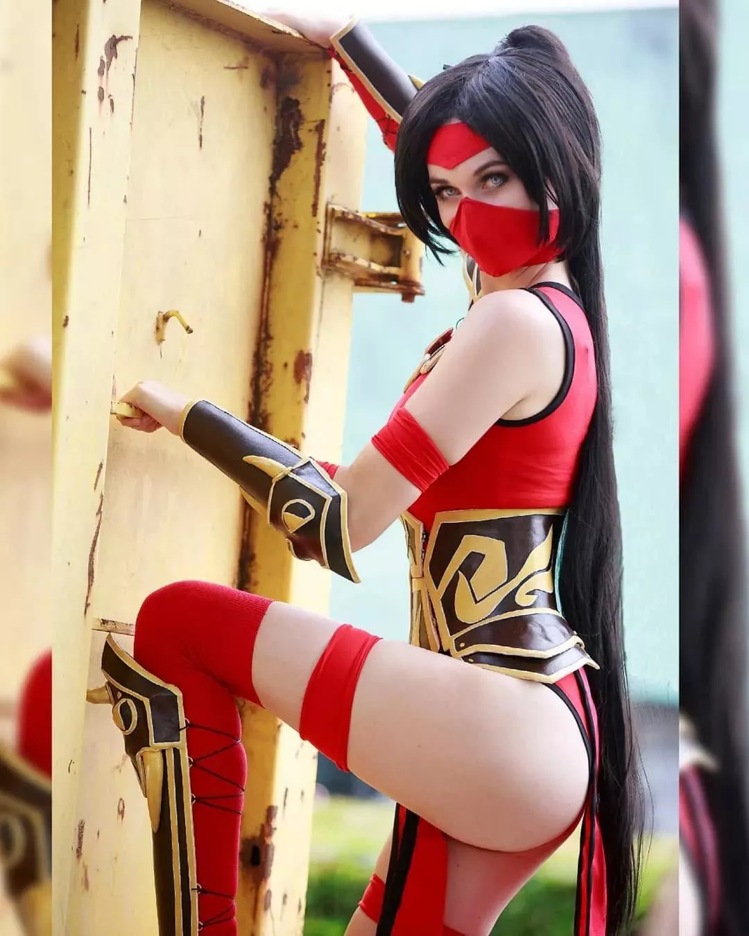 Akali [Leage of Legends] by meleecosplay posted by ifindcosplay