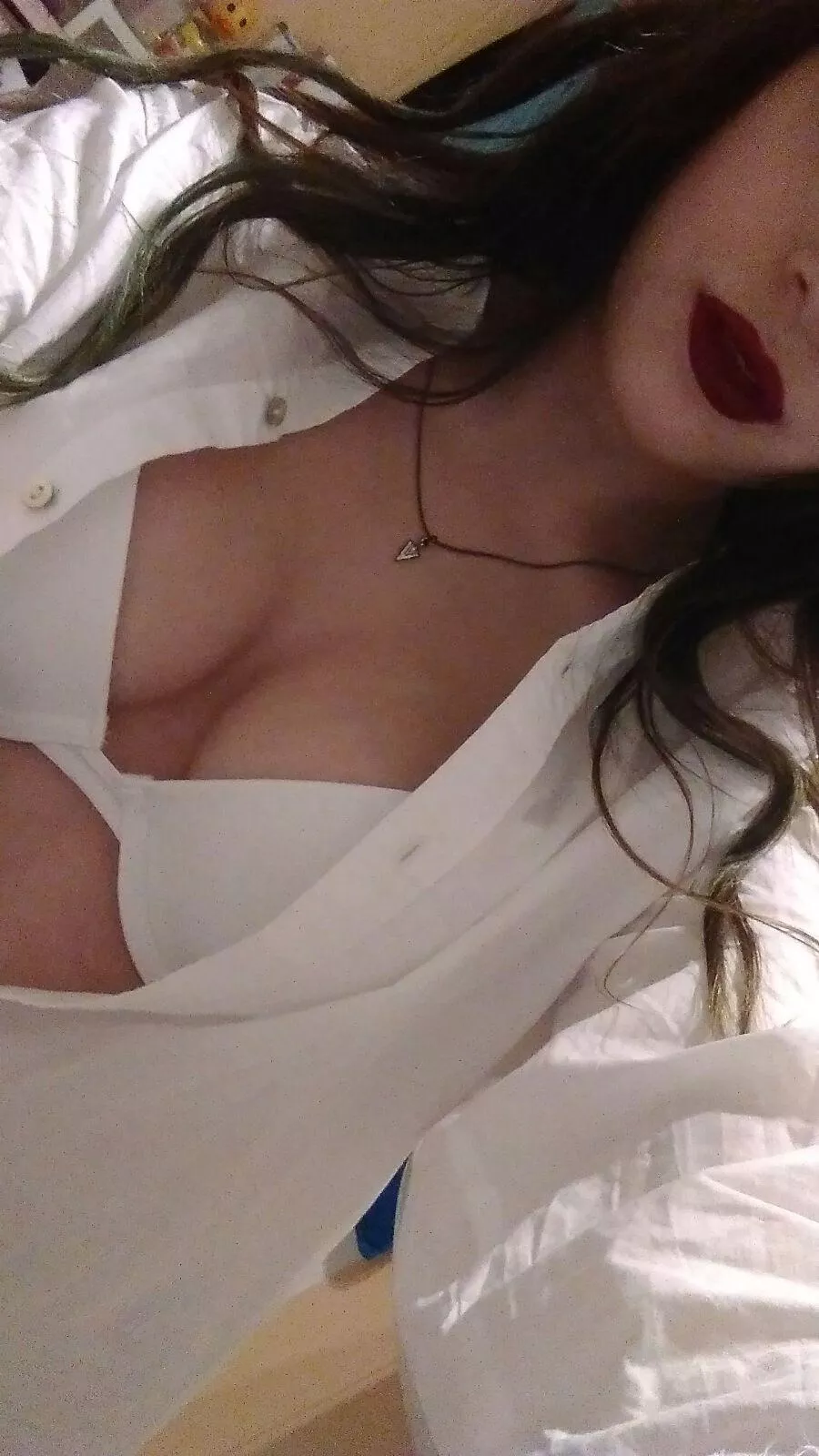 All white [f] posted by kimmarie3