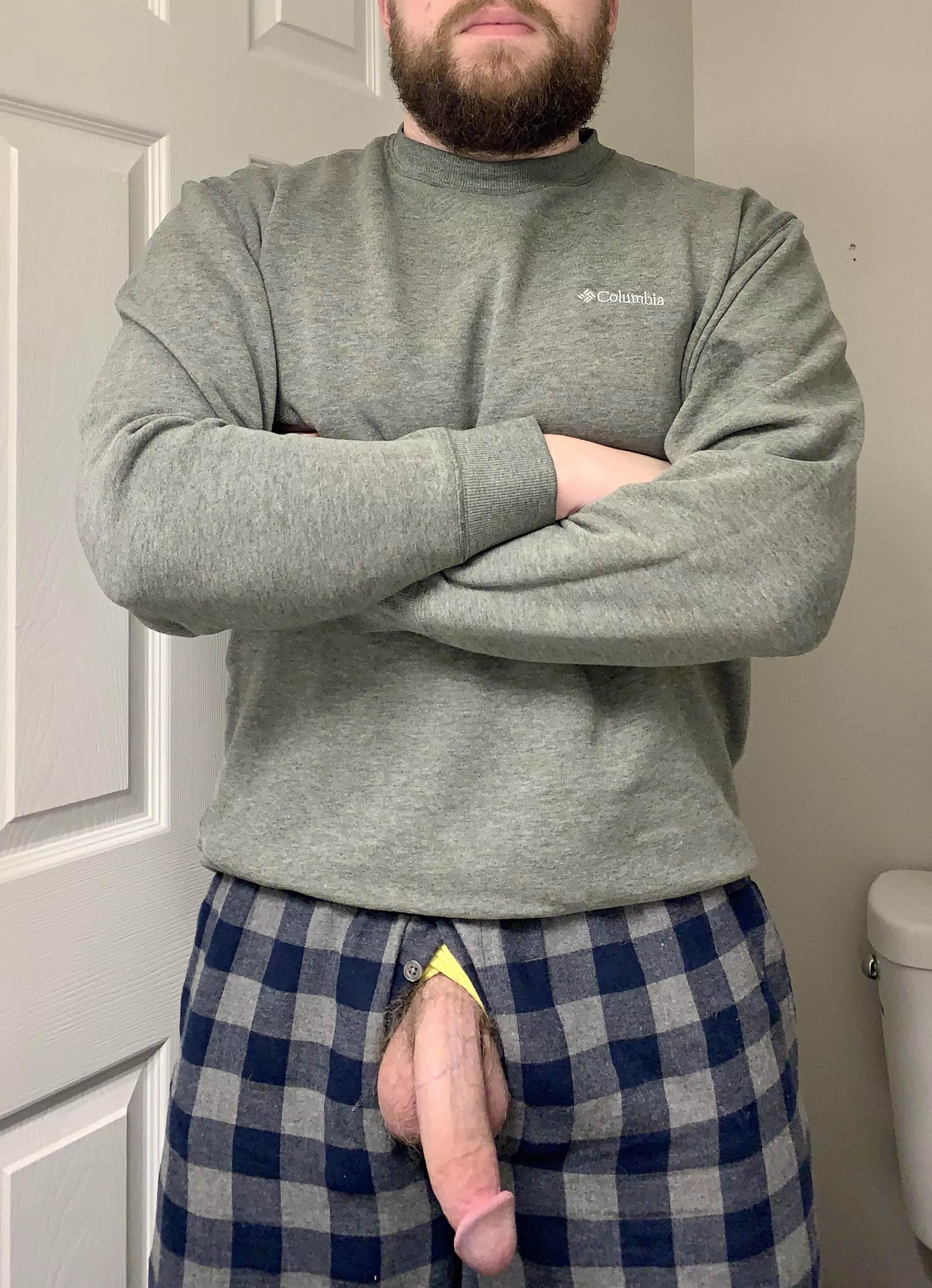 Anyone like the plaid pajamas? [35] posted by icytonight500