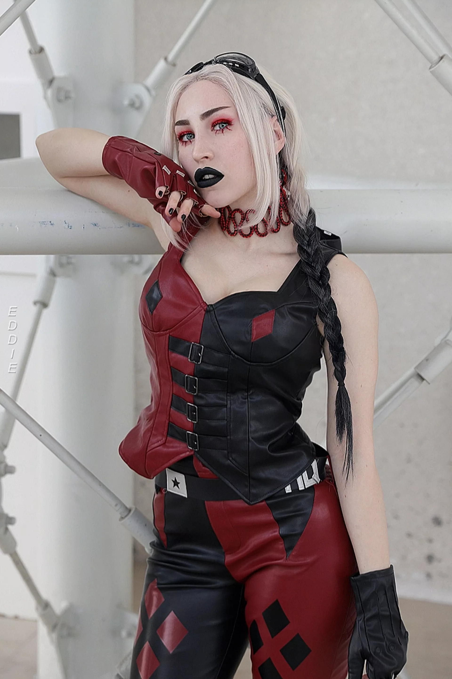 Artikleopard_artist (self) Harley Quinn cosplay â¤ðŸ–¤â¤ posted by artikleopard_artist