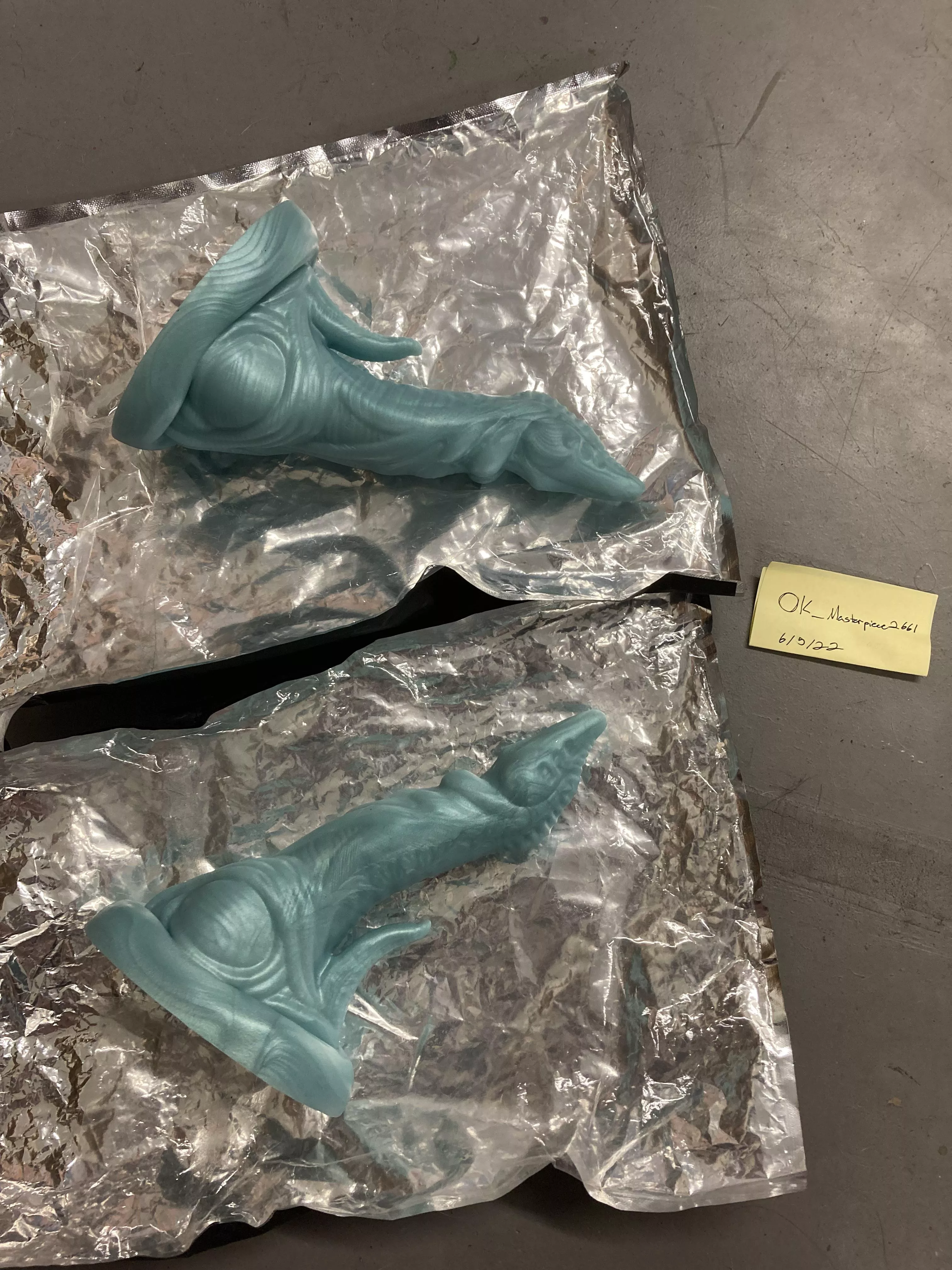 Bad Dragon Xerxes for Sale posted by Ok_Masterpiece2661