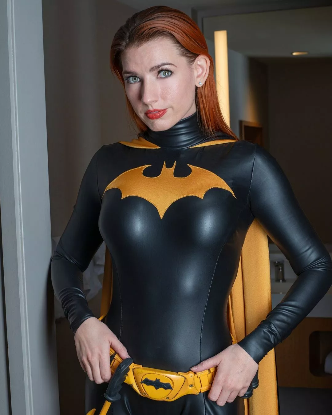 Batgirl by Amanda Lynne posted by Supercosplaylover