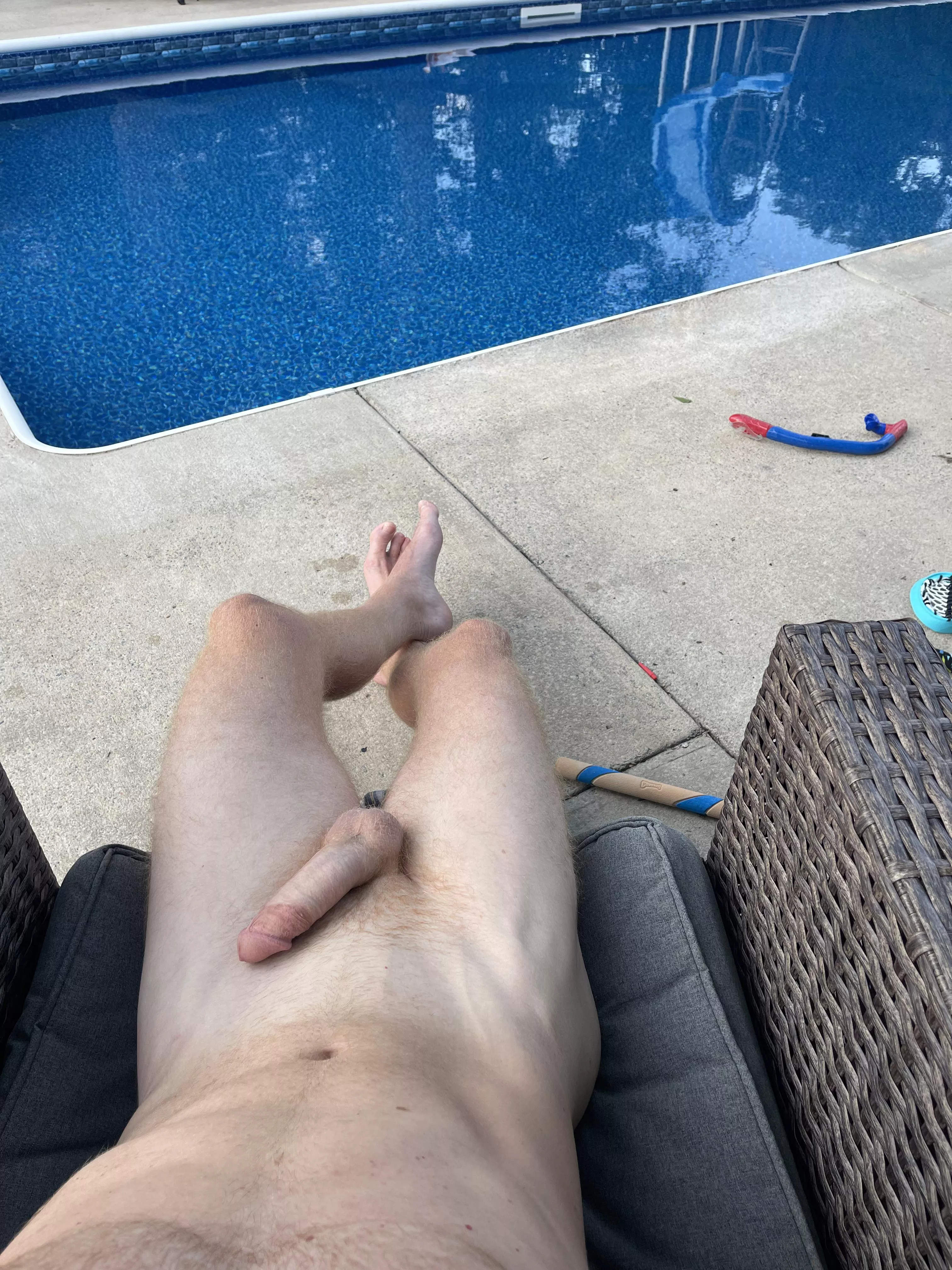 Beautiful evening for laying out by the pool. (39) posted by red_beard_biker