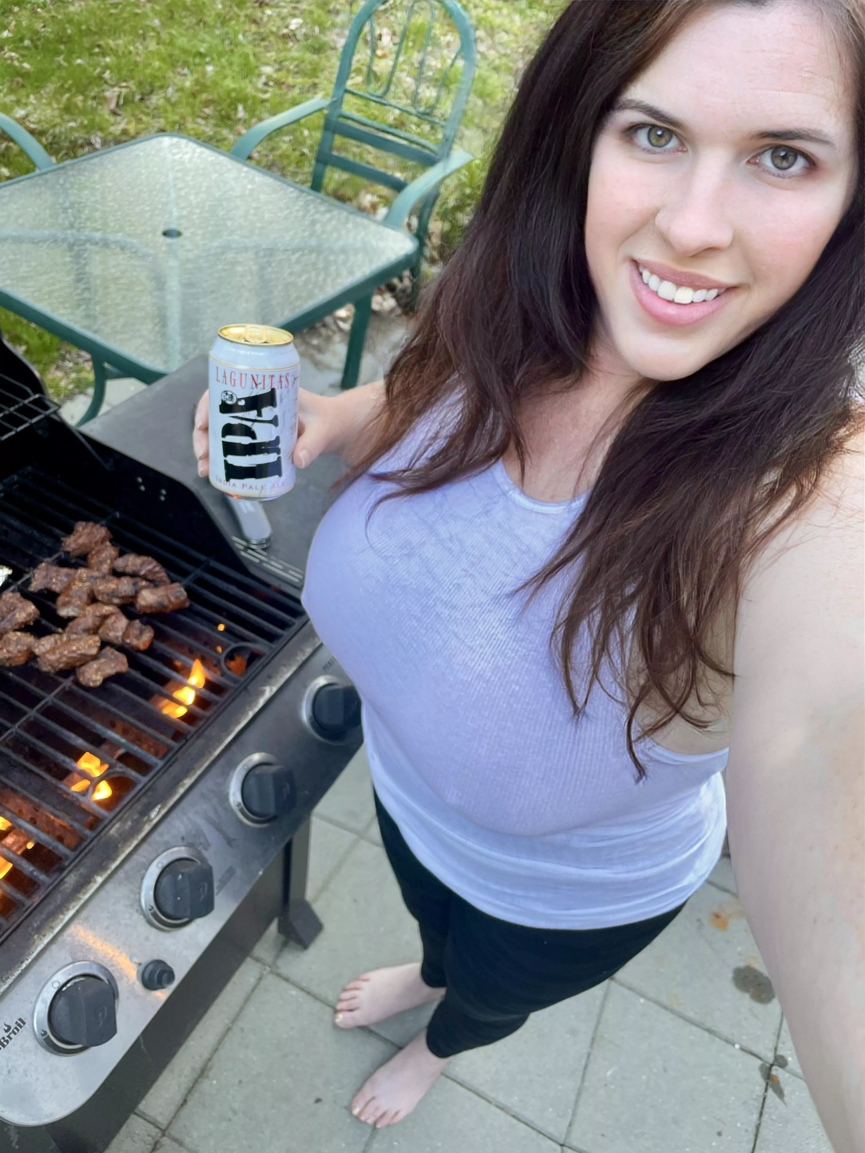 Beautiful weather for grillingâ€¦and beer. Sorry to some of my fans for not wearing pantyhose. Next time ðŸ˜‰ posted by Granitestaterxxx