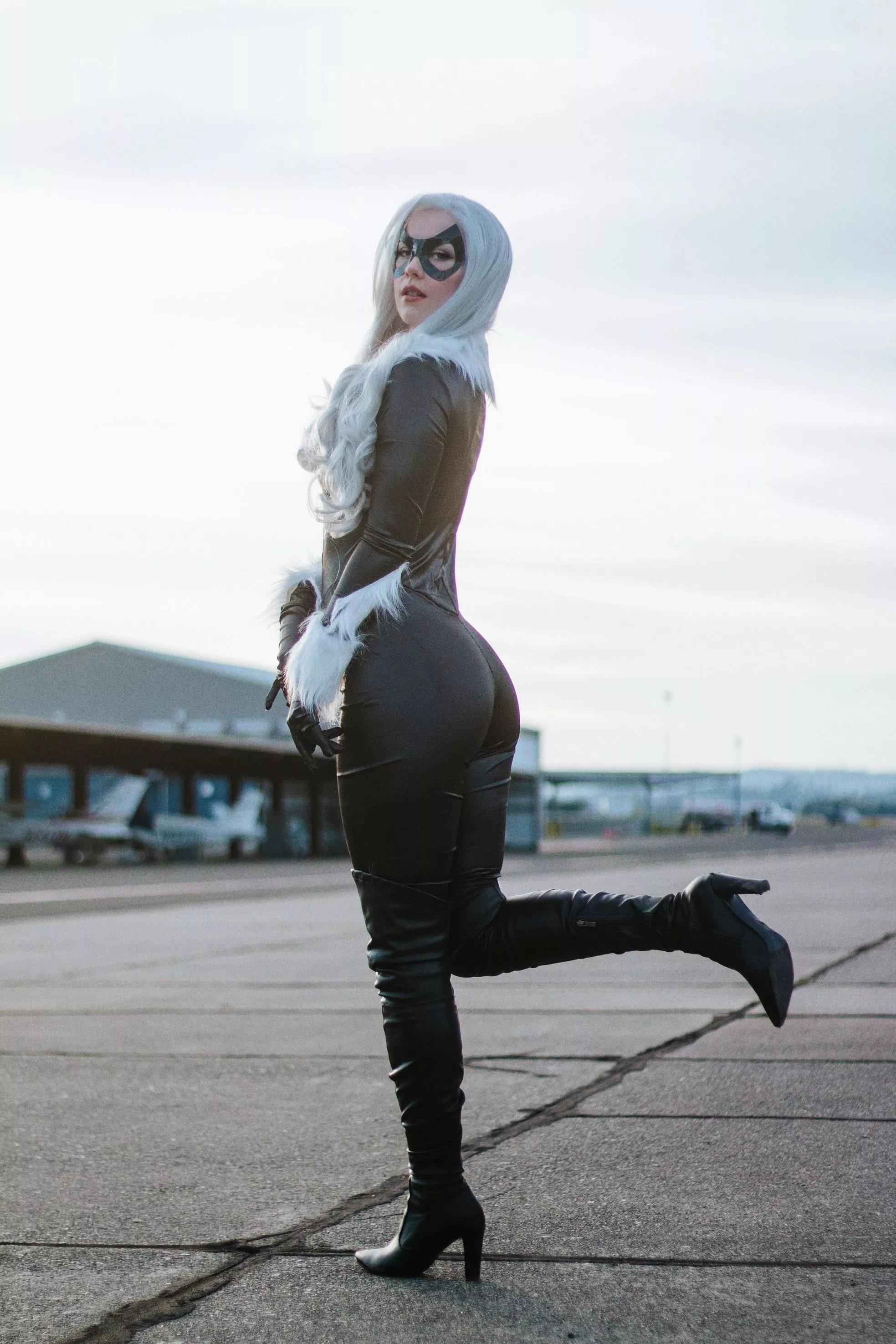 Black Cat by emdavfro posted by emdavfrocosplay