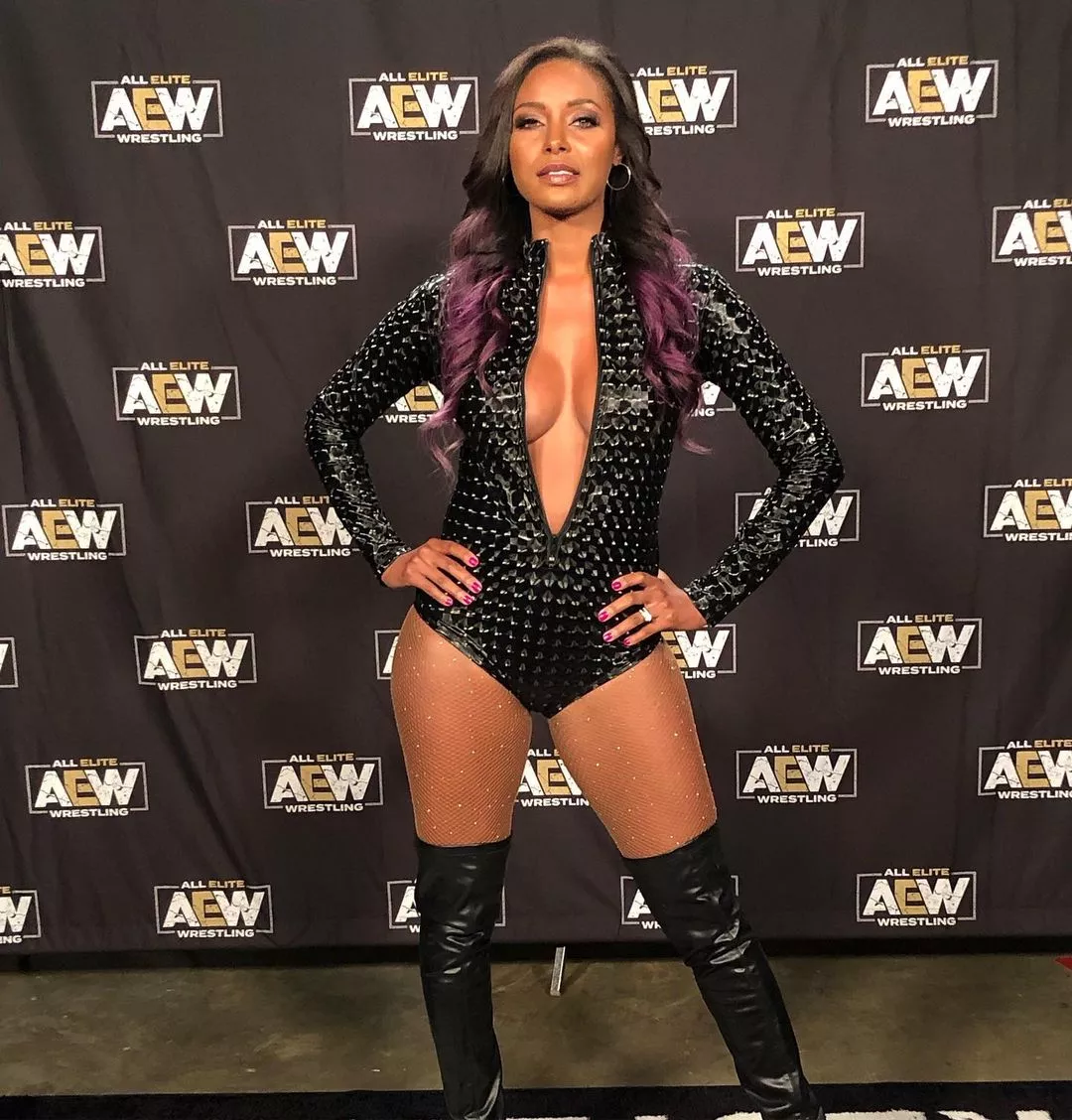 Brandi Rhodes posted by Man_of_culture_112