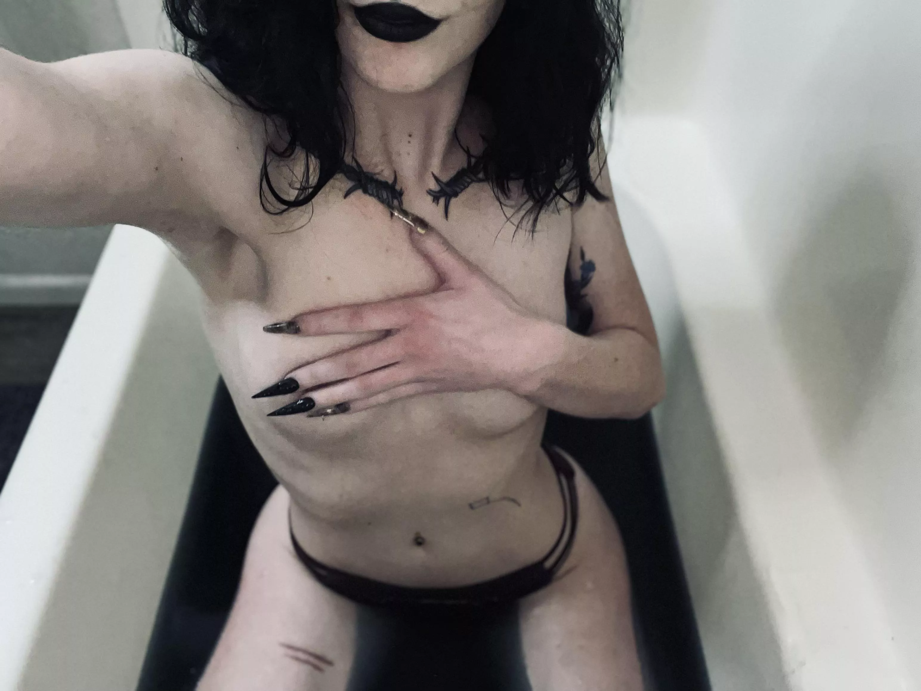 Can I be your bratty emo slut?ðŸ˜¼ posted by Due-Leg4116