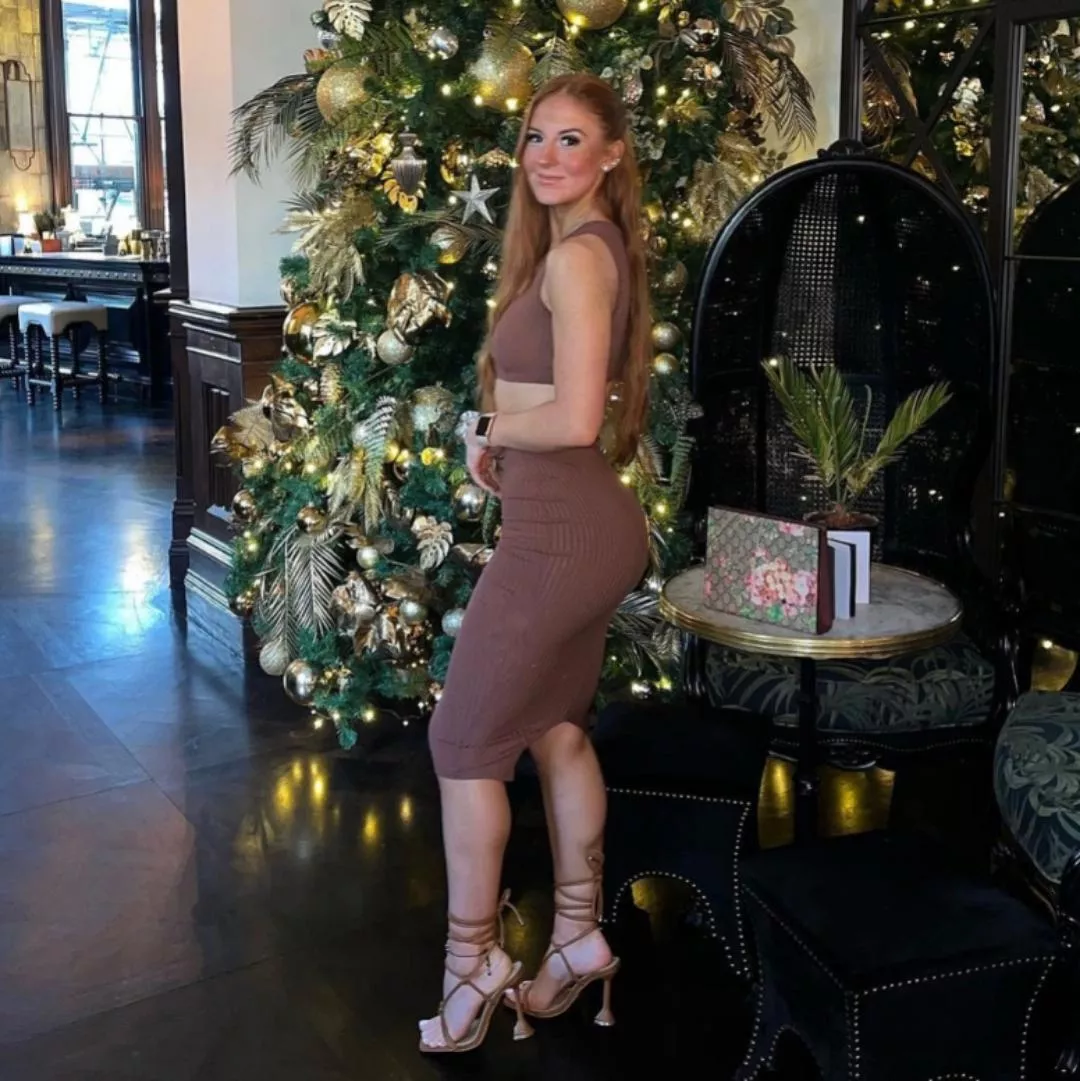 Christmas party 🥳 posted by fitnessredhead