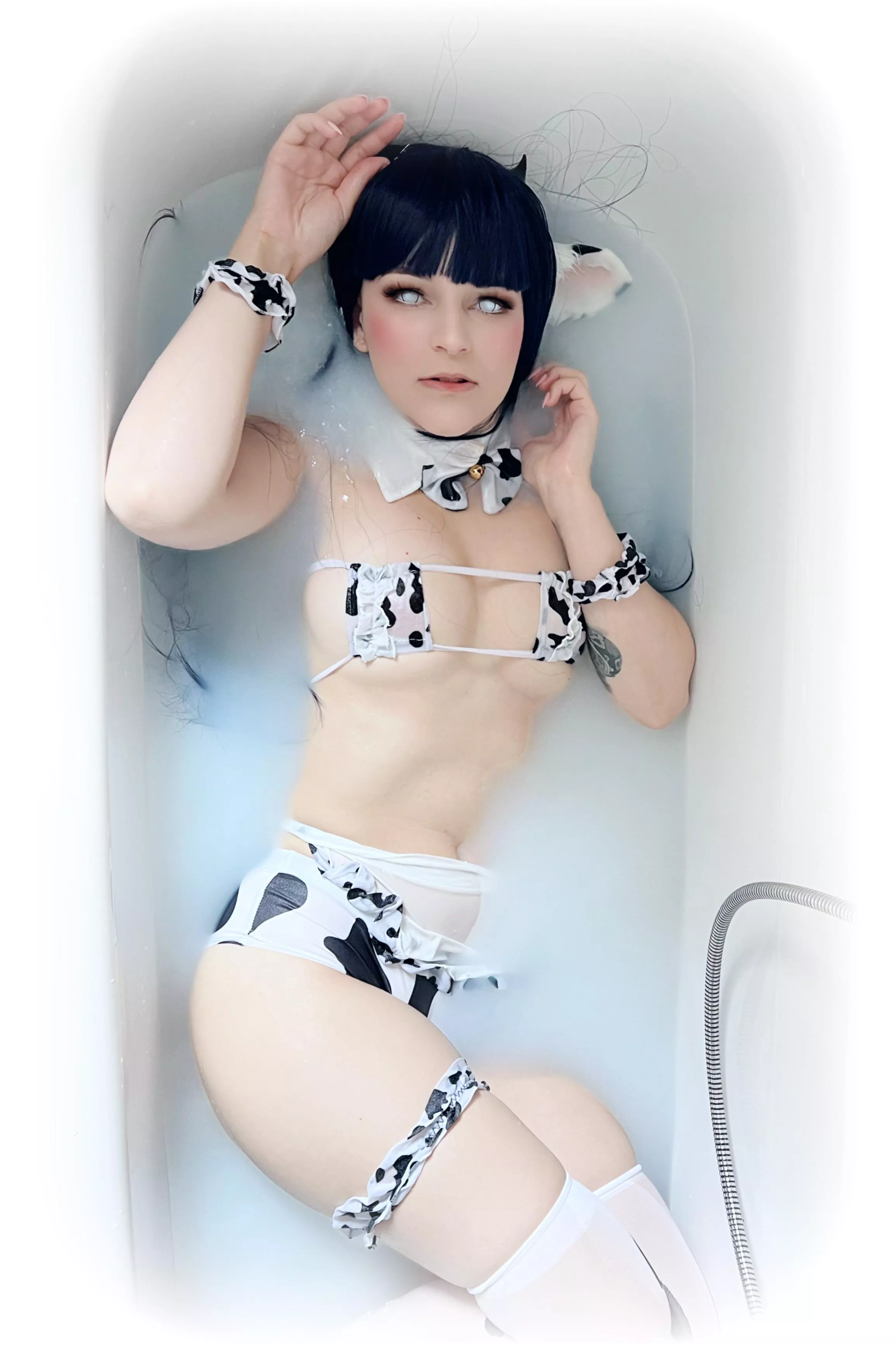 Cow Hinata by Nagini Cosplay ðŸ® posted by nikuge