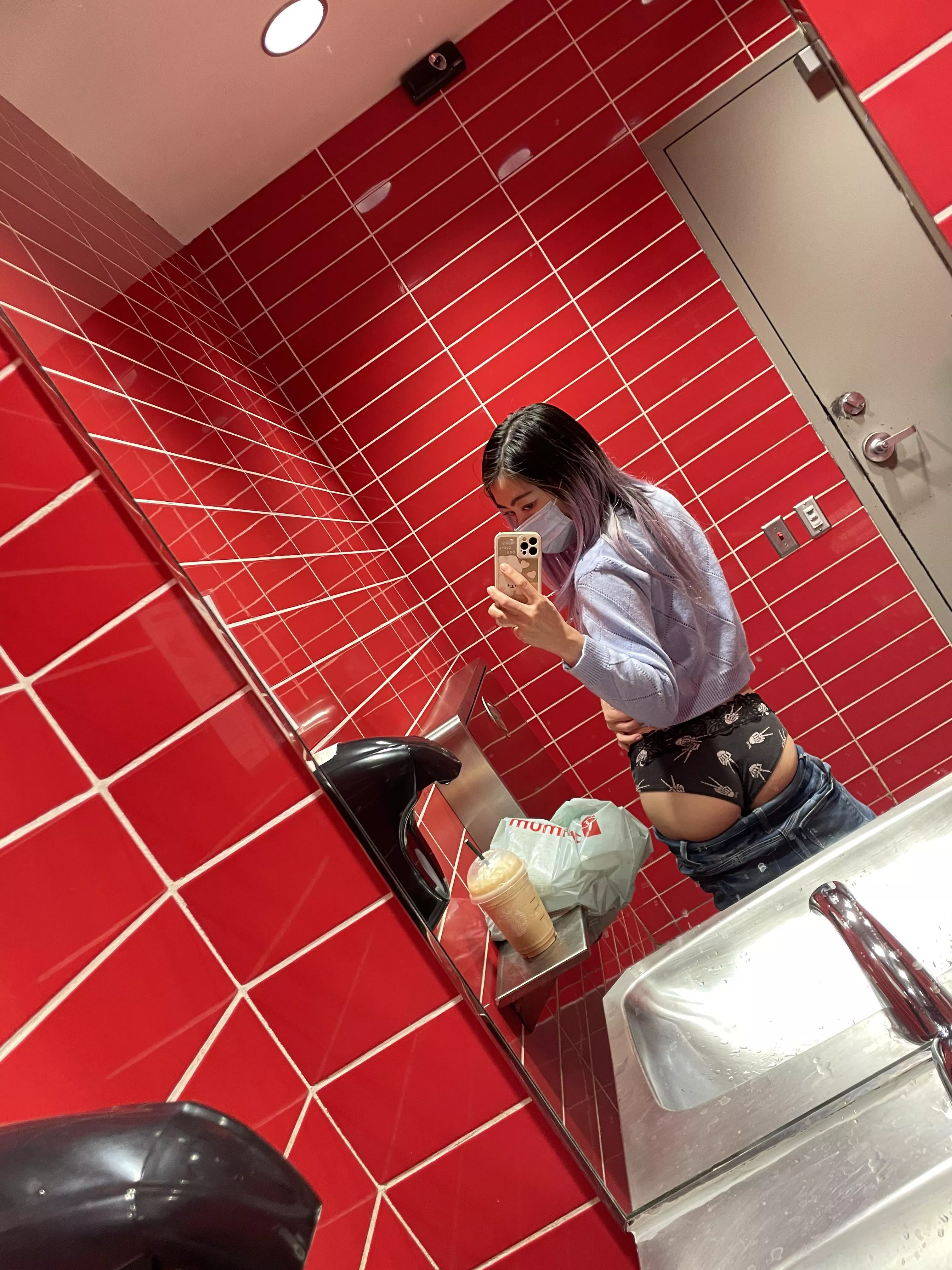 Cute little butt in public washrooms posted by Iresbby