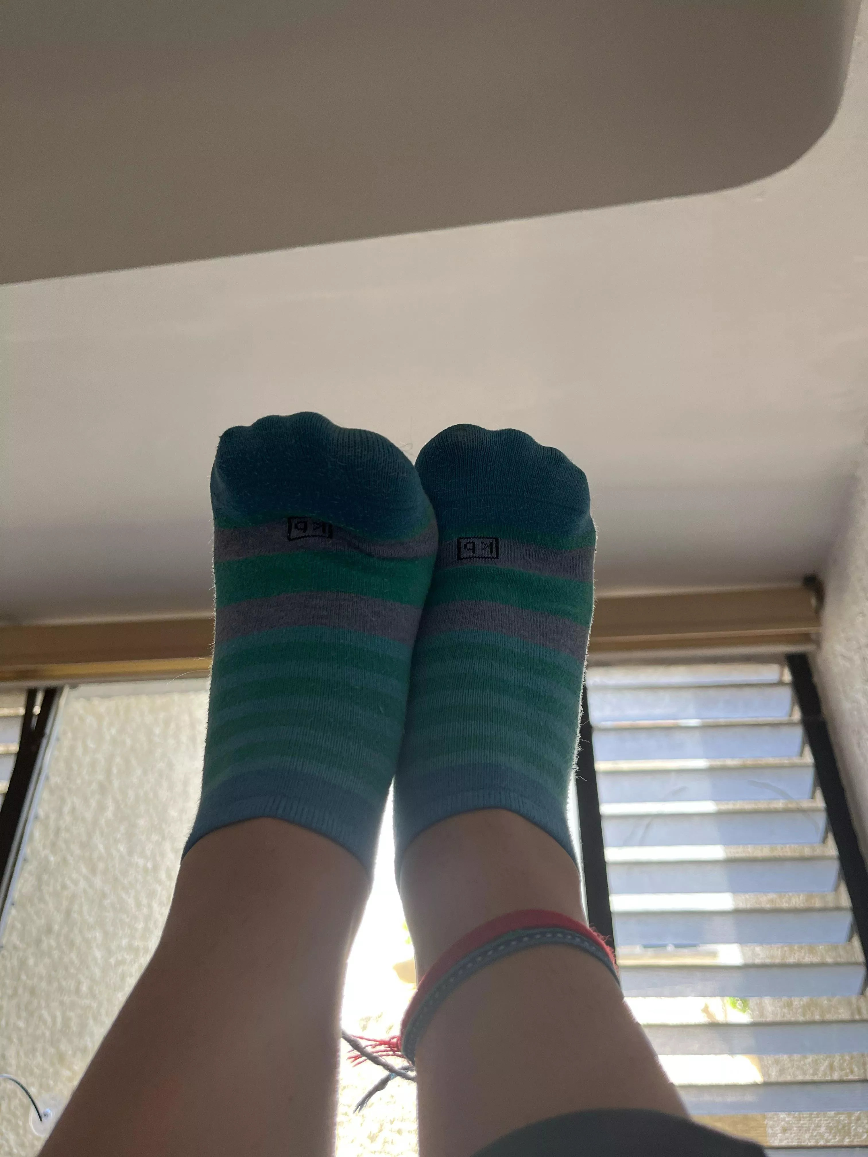 Cute socks and spread toes 🥰 [female] posted by bleupomme