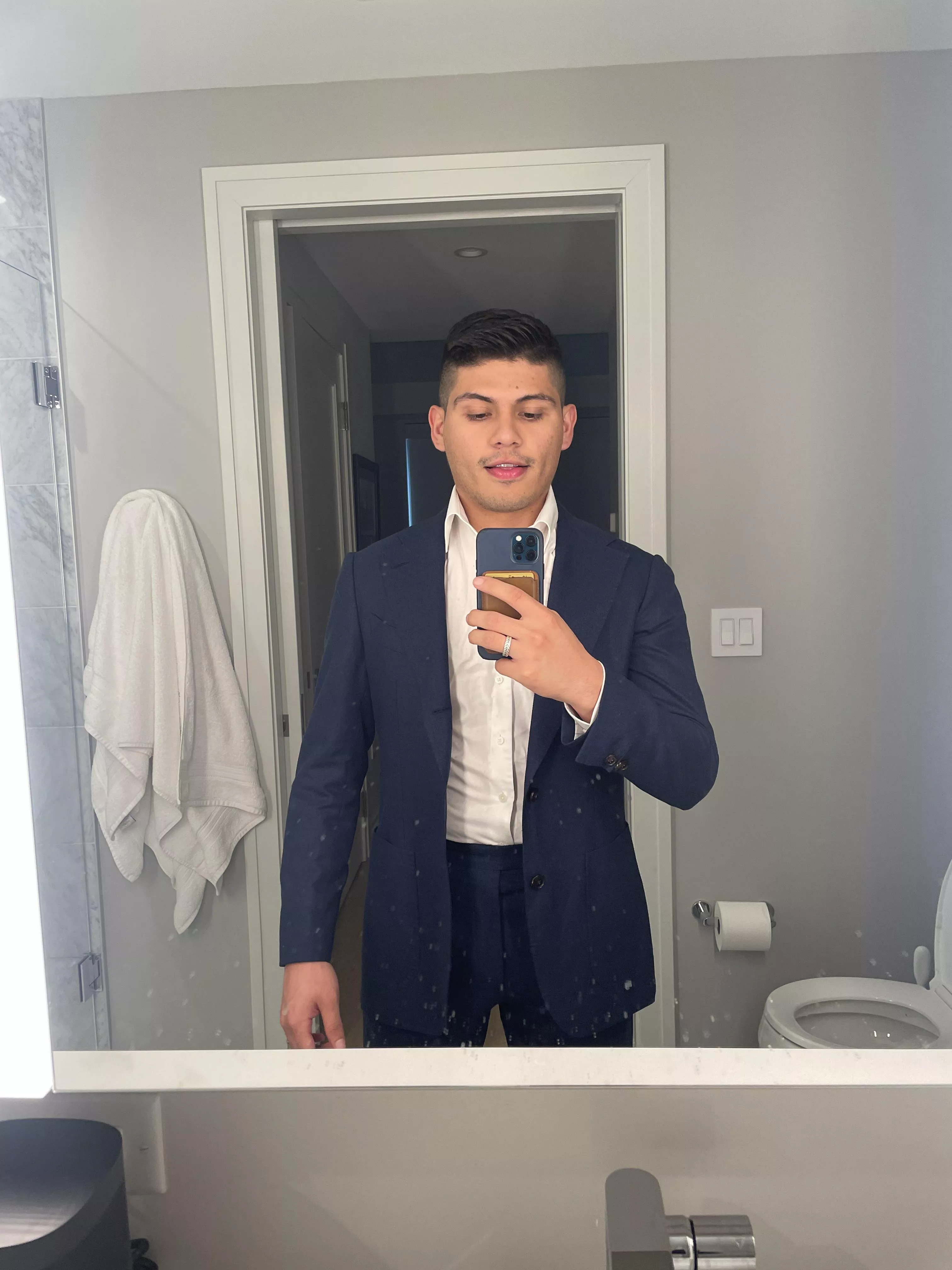 Do I clean up nice 👉🏽👈🏽🥺 posted by MedStudent1997