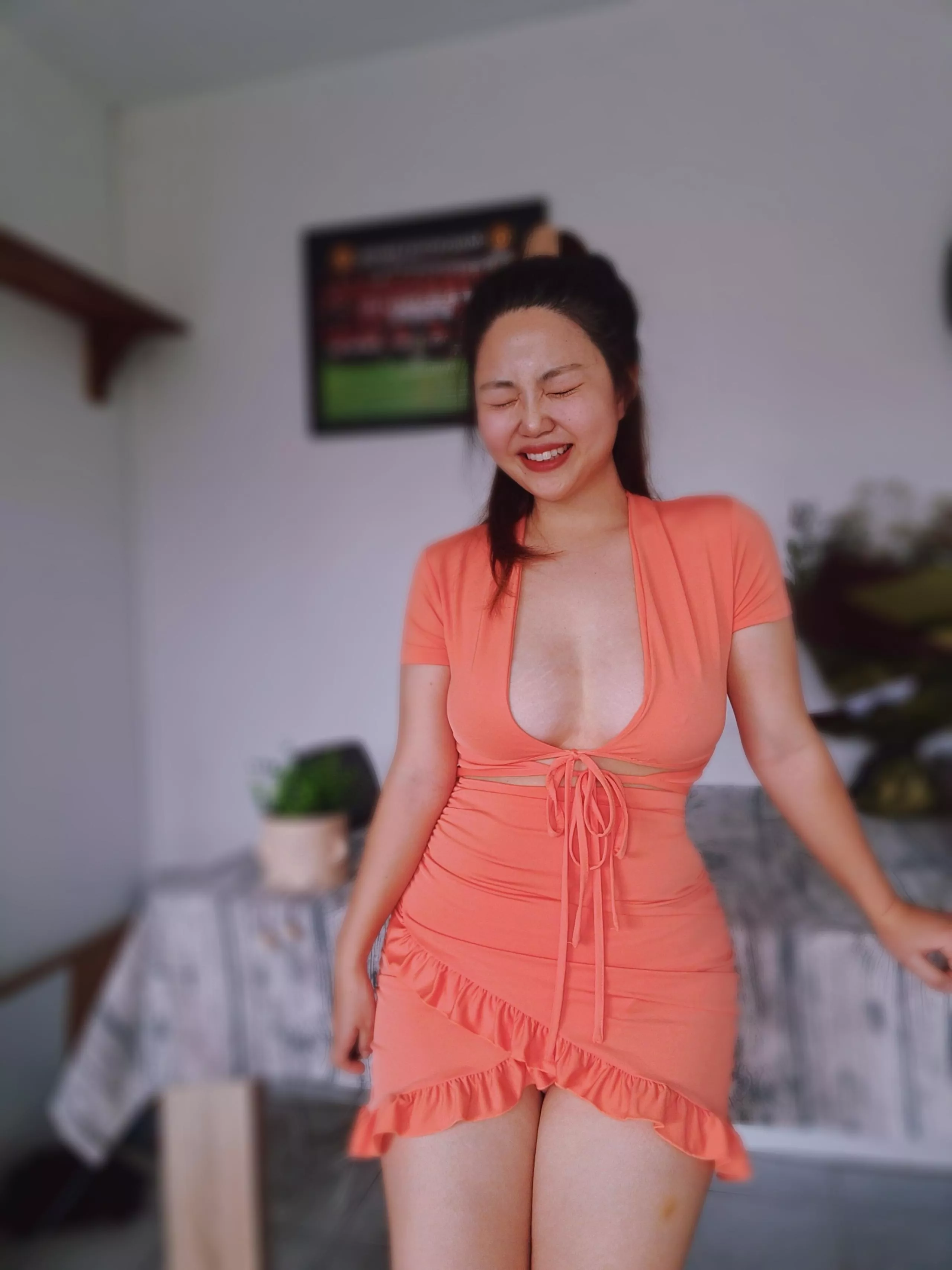 do you like my dress👗??? posted by AsianAzgirl