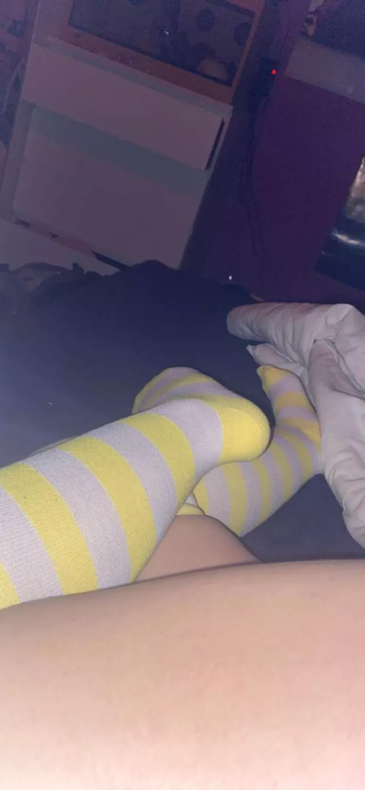 Do you like my stripy socks? | 18 F posted by daddyandhiskitten123