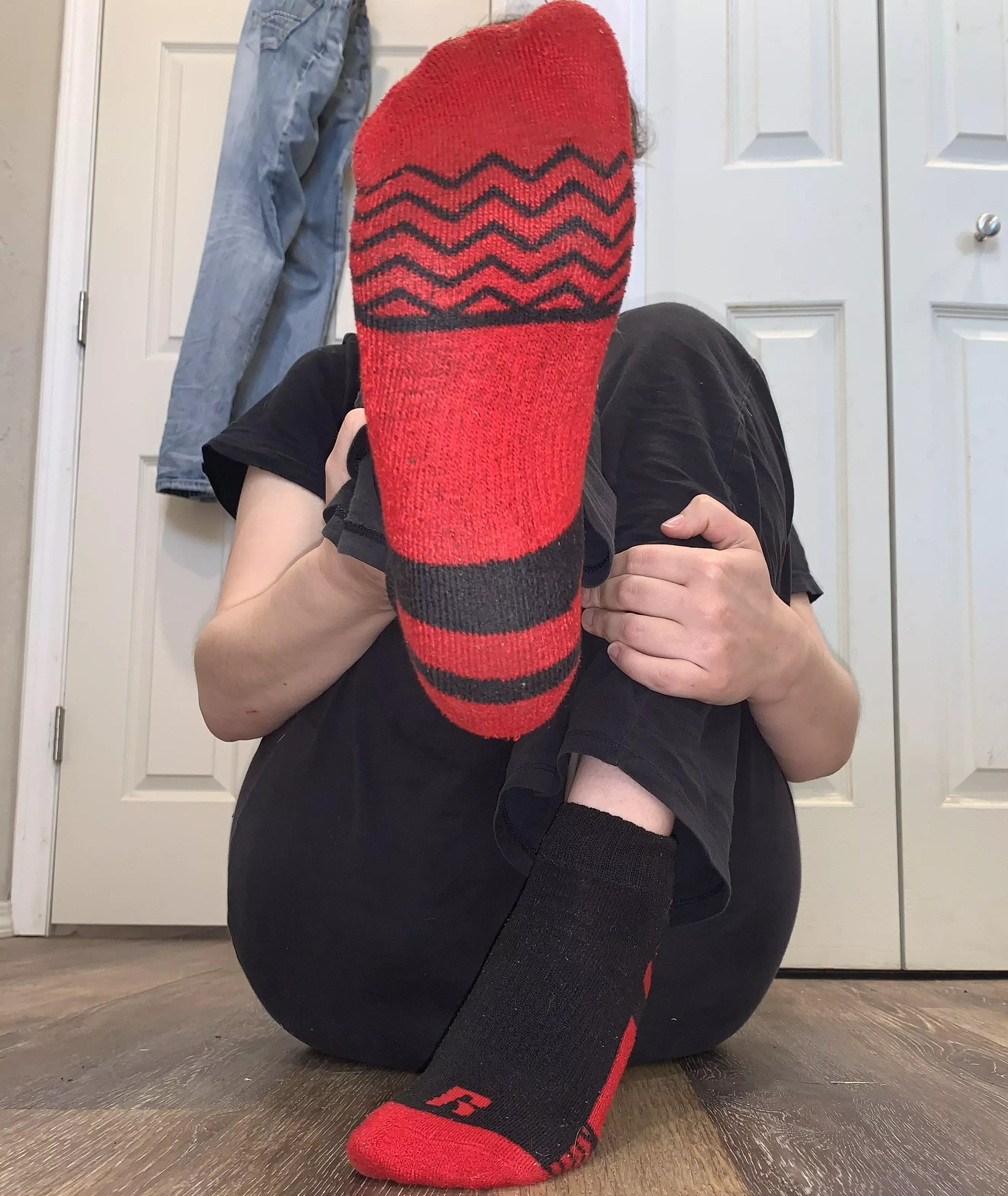 [f] ankle pair ❤️🖤❤️ posted by Woman_Worshipper