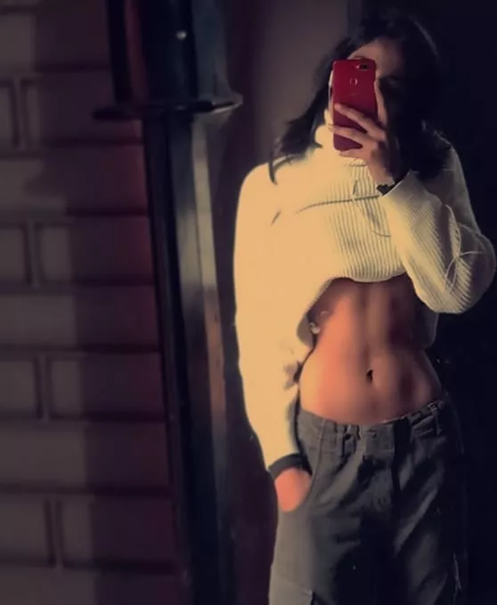 [F21] My abs posted by Jhanhavi