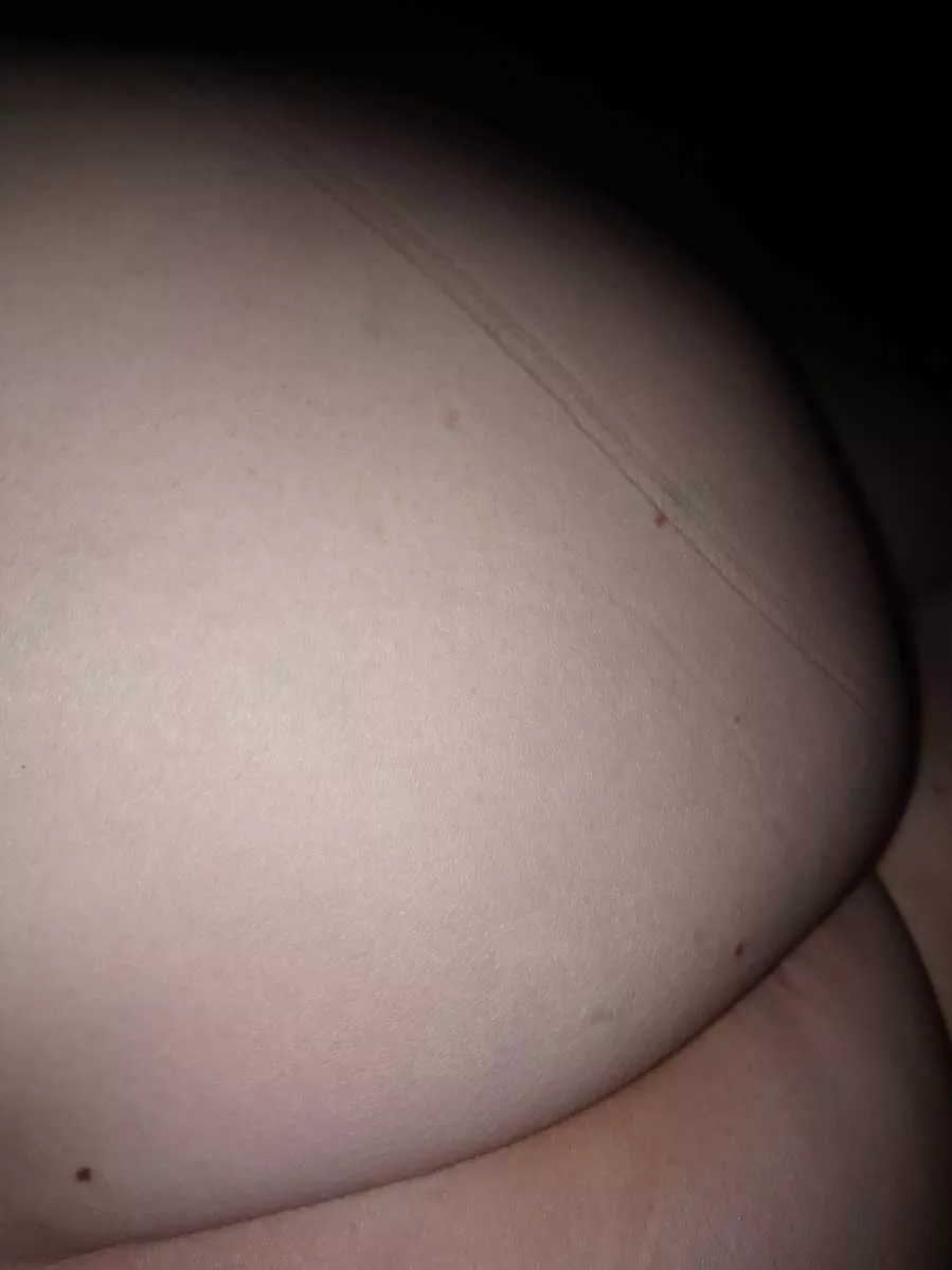 fat morning ass for you... posted by AfterAd8365