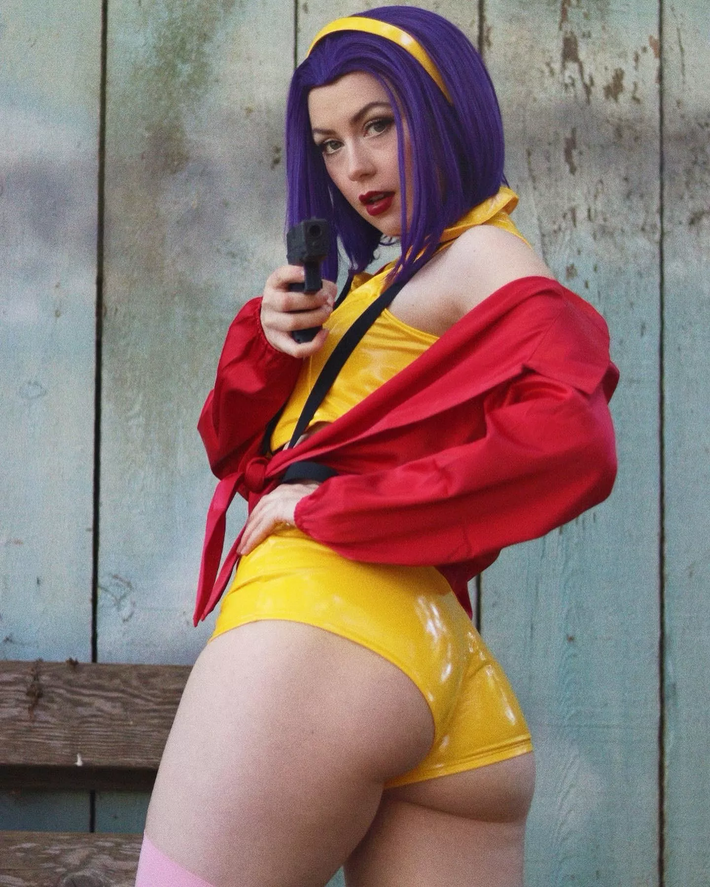 Faye Valentine by emdavfro posted by emdavfrocosplay