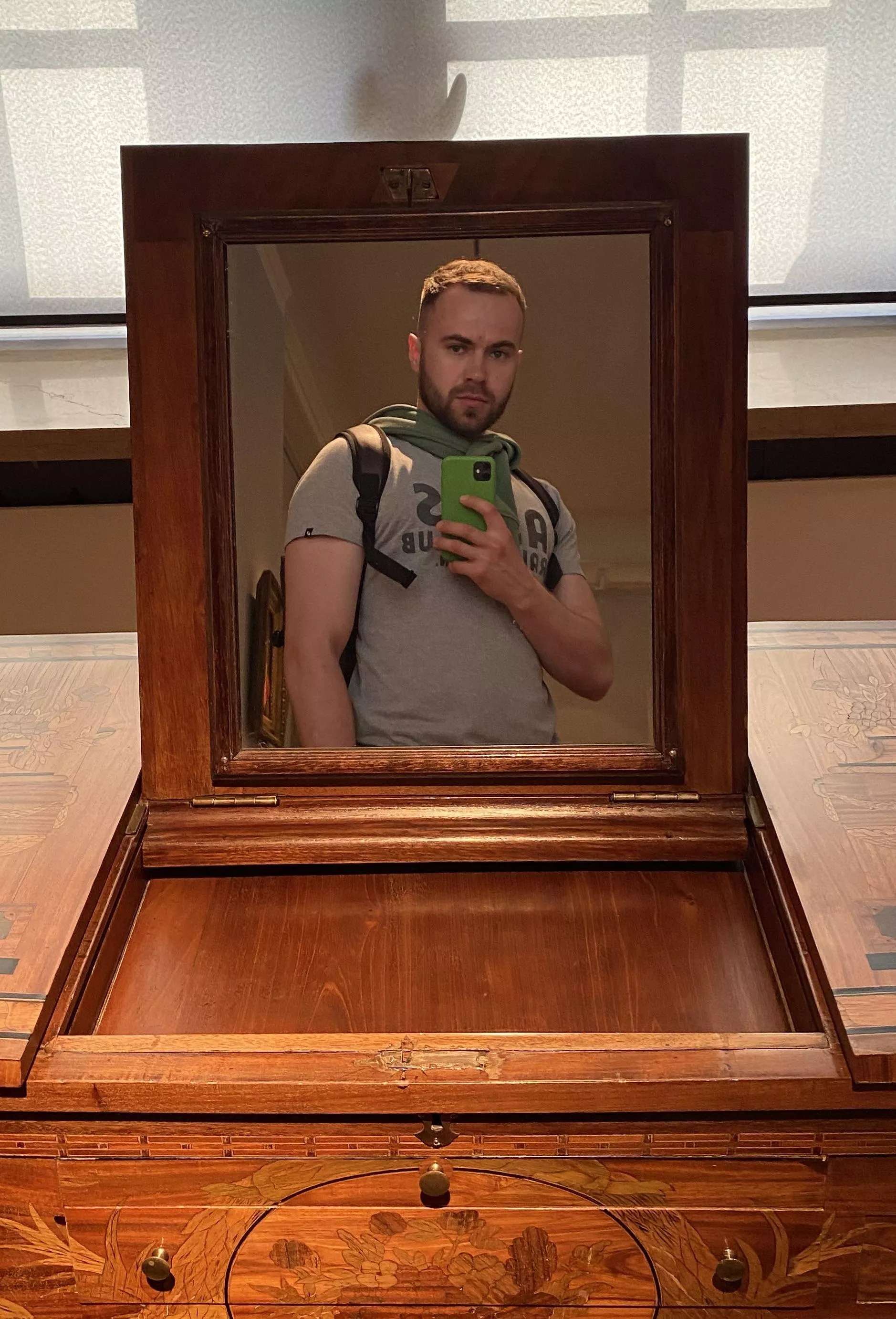 felt cute in that medieval mirror posted by drew_sick