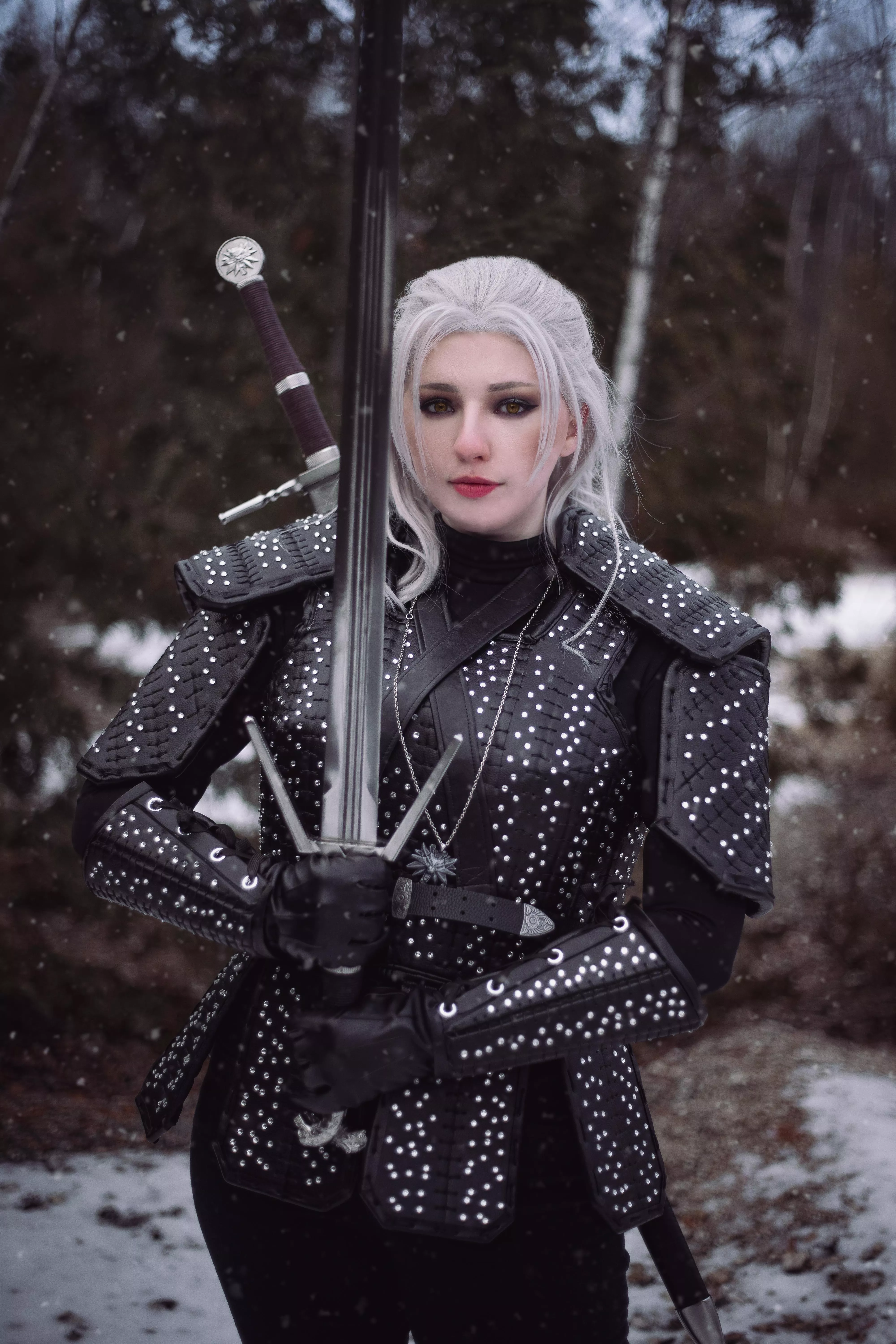 Female Geralt of Rivia posted by HJCosplay