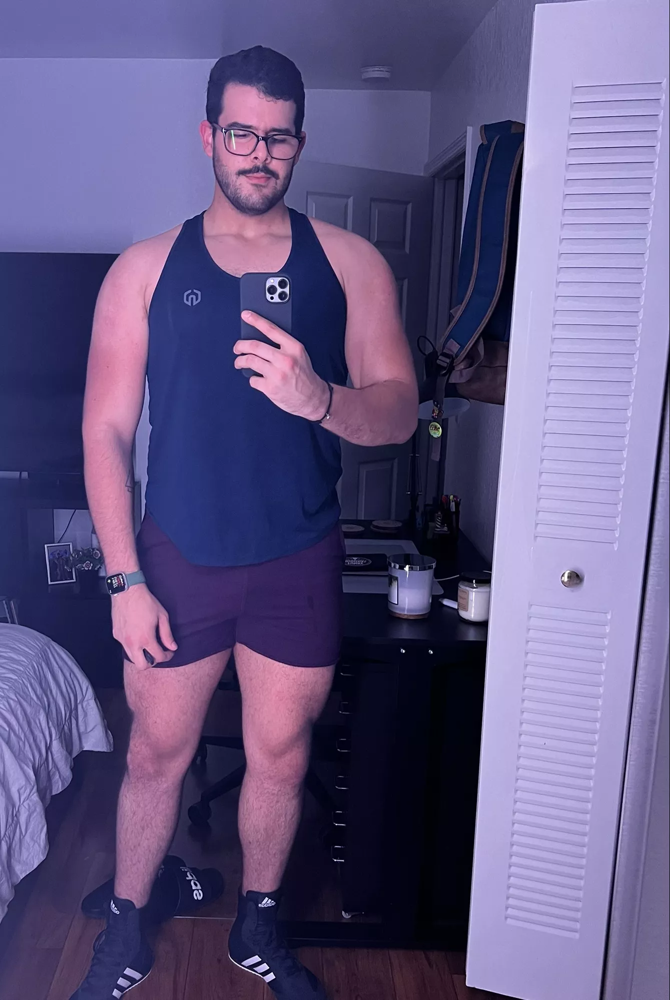 Finally own a mirror that can fit all 6 feet and 5 inches 🥹 posted by leonslions