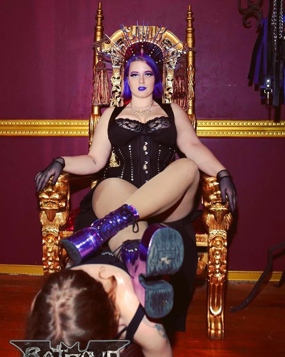 Footstool for a Queen posted by You_Need_Nyx