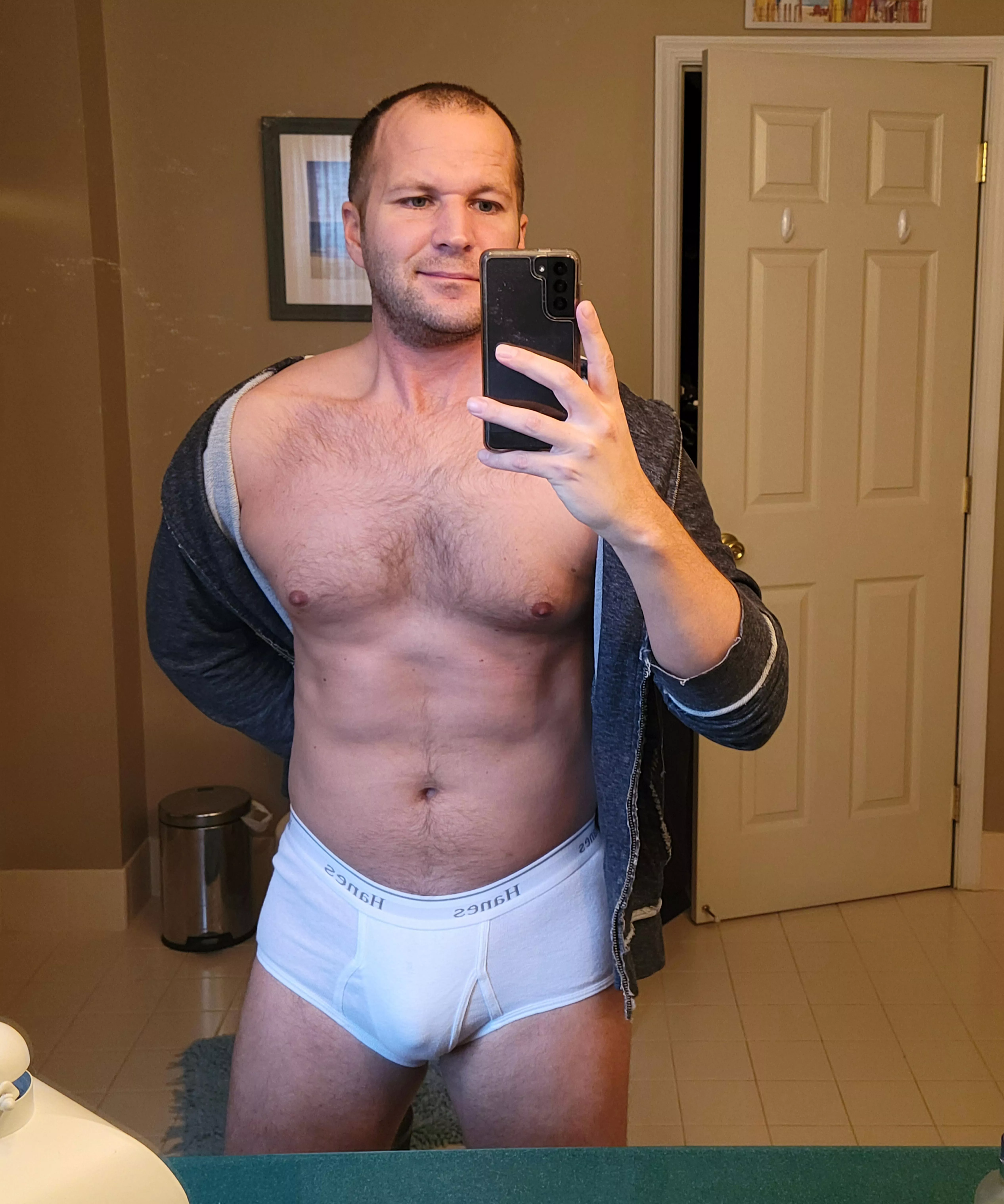 growing up, does anyone remember seeing men or family wearing white briefs? [36] posted by mbrf87