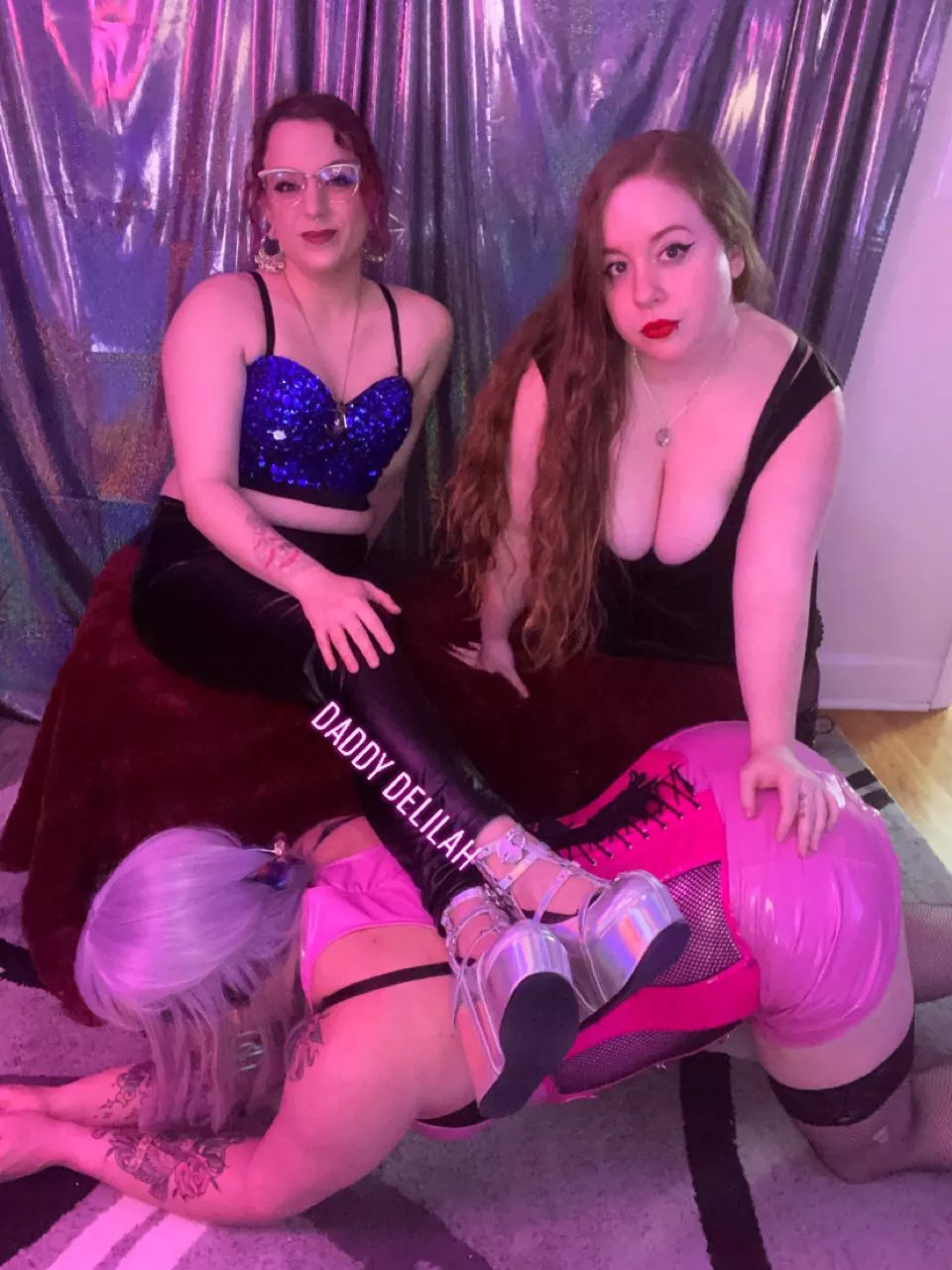 Had to invite my friends over to see what a pathetic bitch Iâ€™ve turned my â€œboyfriend â€œ into. Whoâ€™s next? posted by DelilahGold