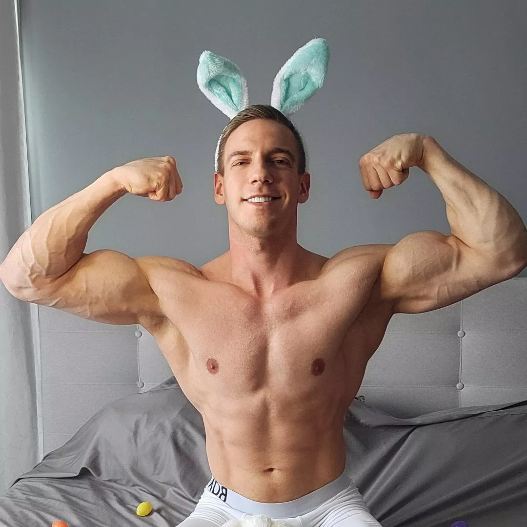 Happy Easter 😁🐰❤️ posted by John_fitness91