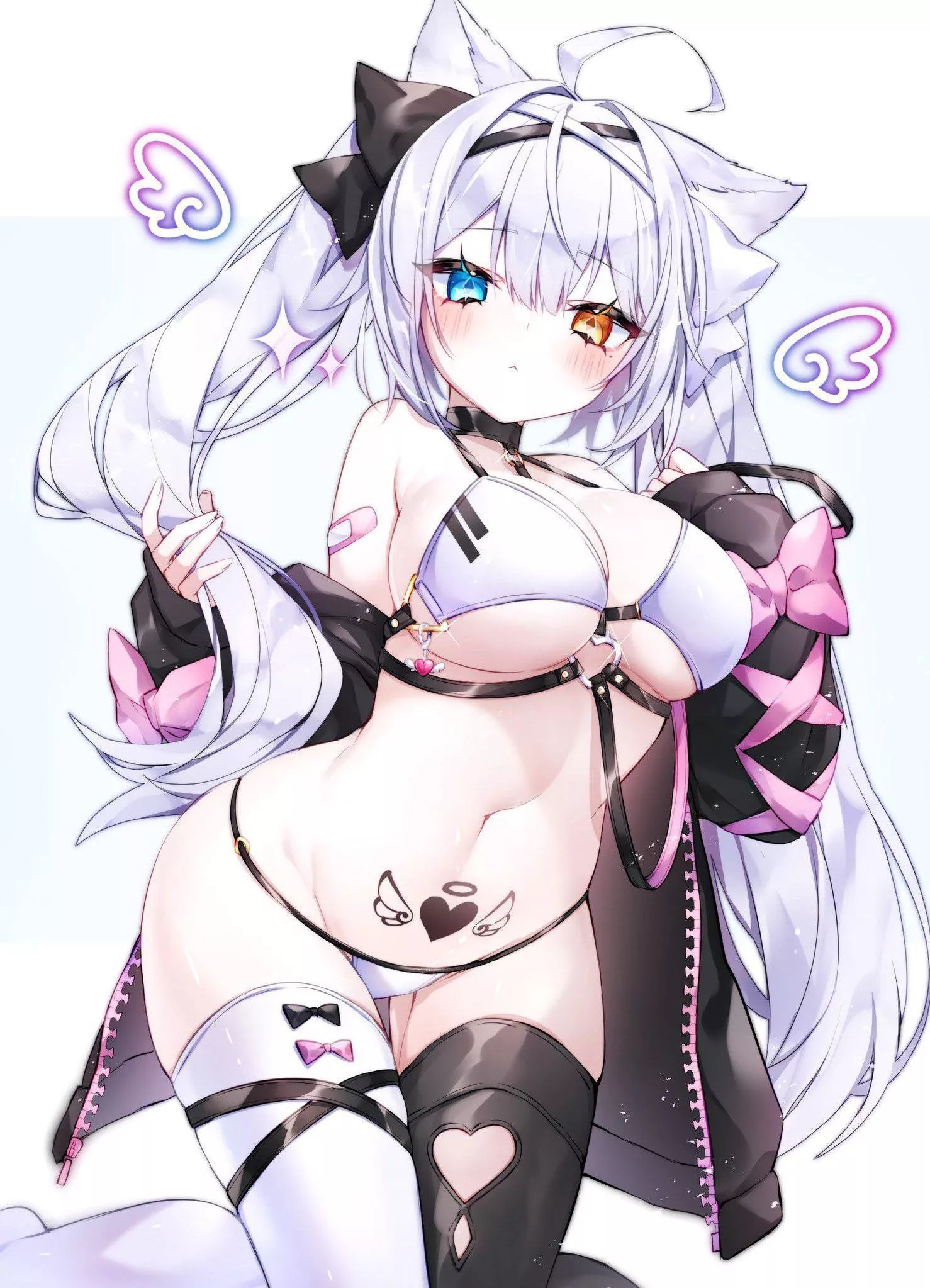 Heterochromatic hottie [Original] posted by soronai