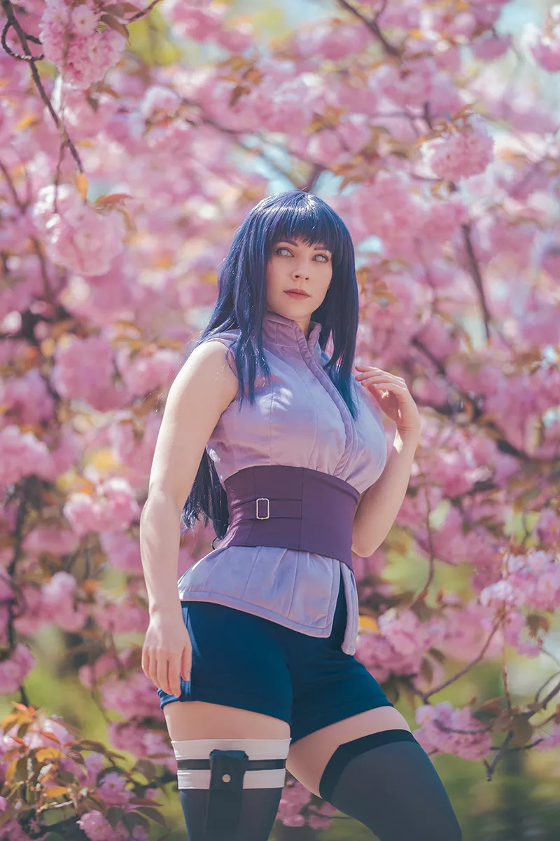 Hinata cosplay by Enji Night posted by EnjiNight