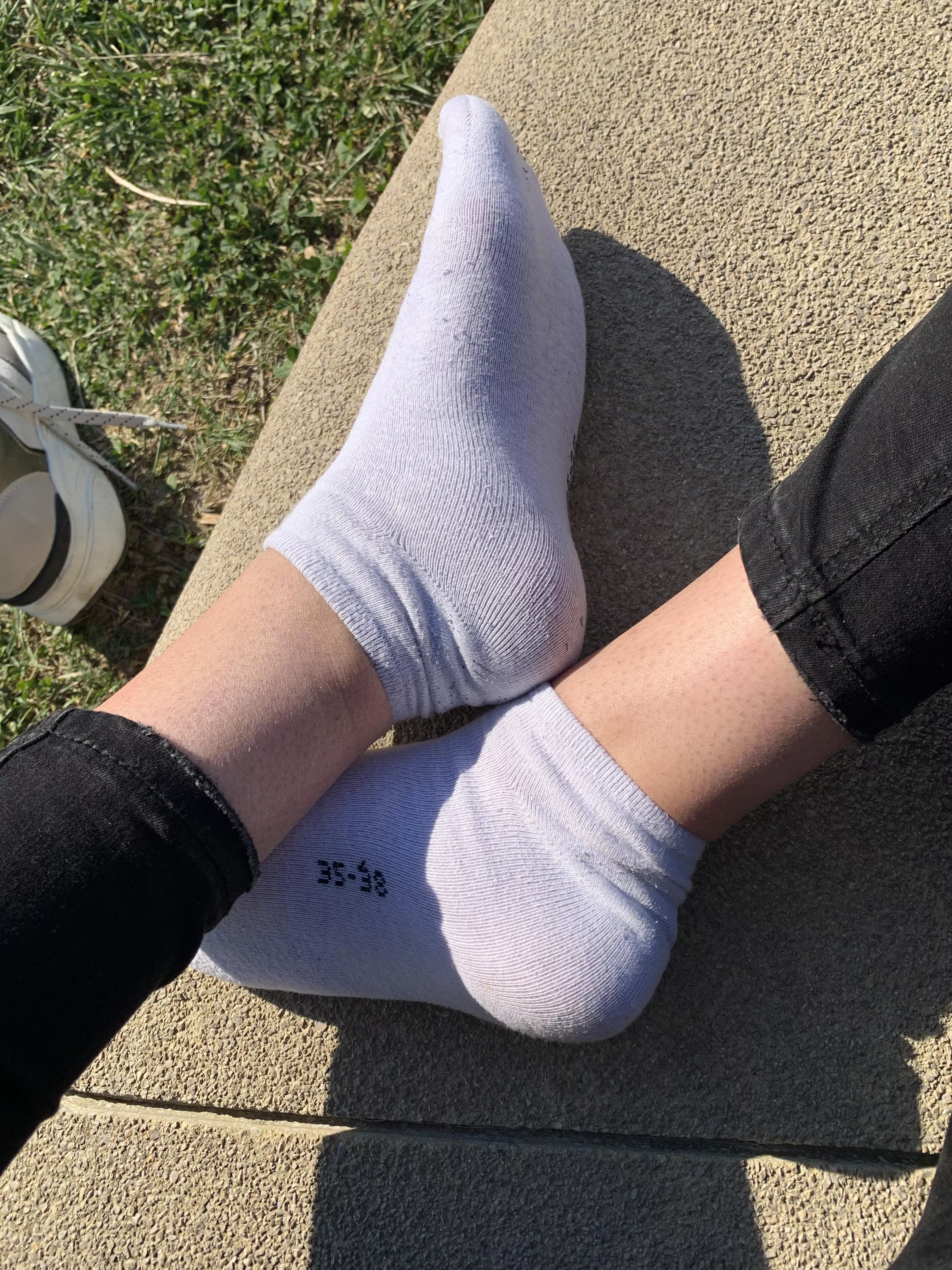 in the sun for the day 😌😌 would you like to help me out of my socks? posted by buttercuphon