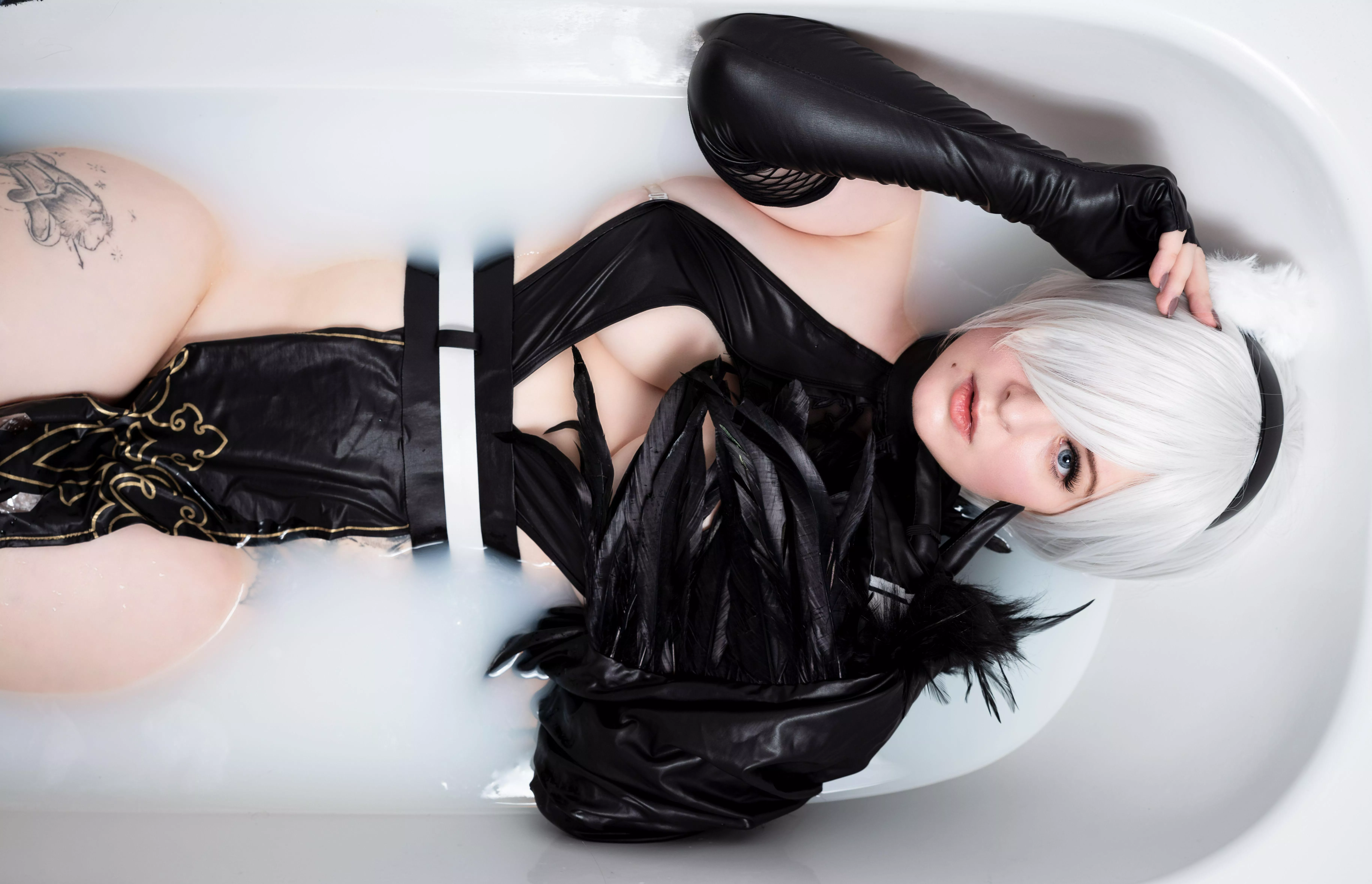 Is taking a bath as Android recommended? [2B from NieR] posted by Miserable_Procedure_