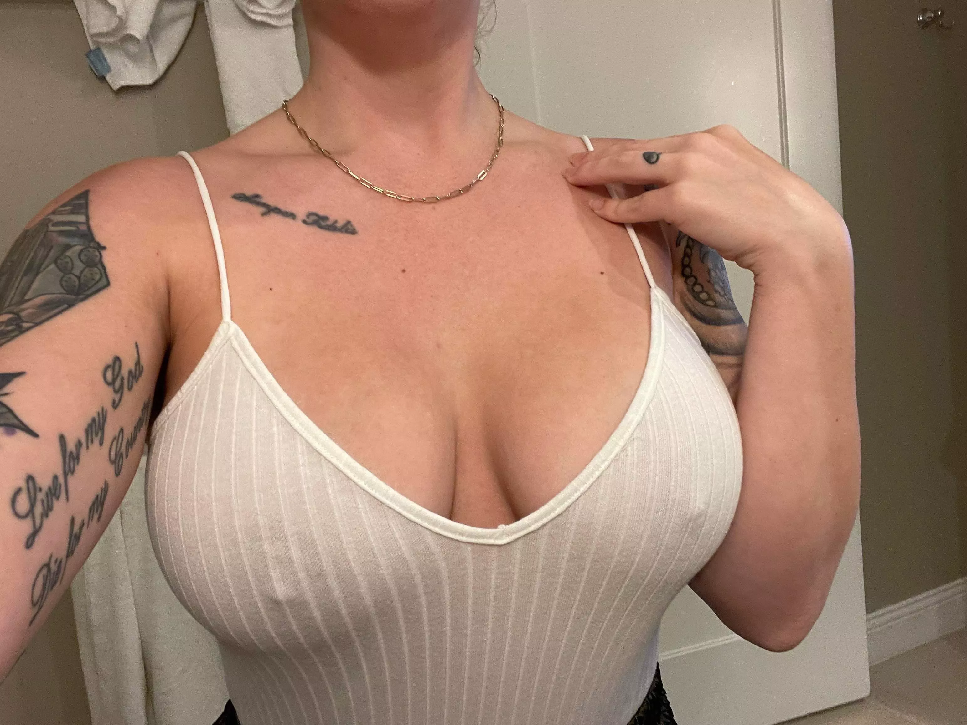 Is this enough cleavage for you? posted by gypsy_bbyy