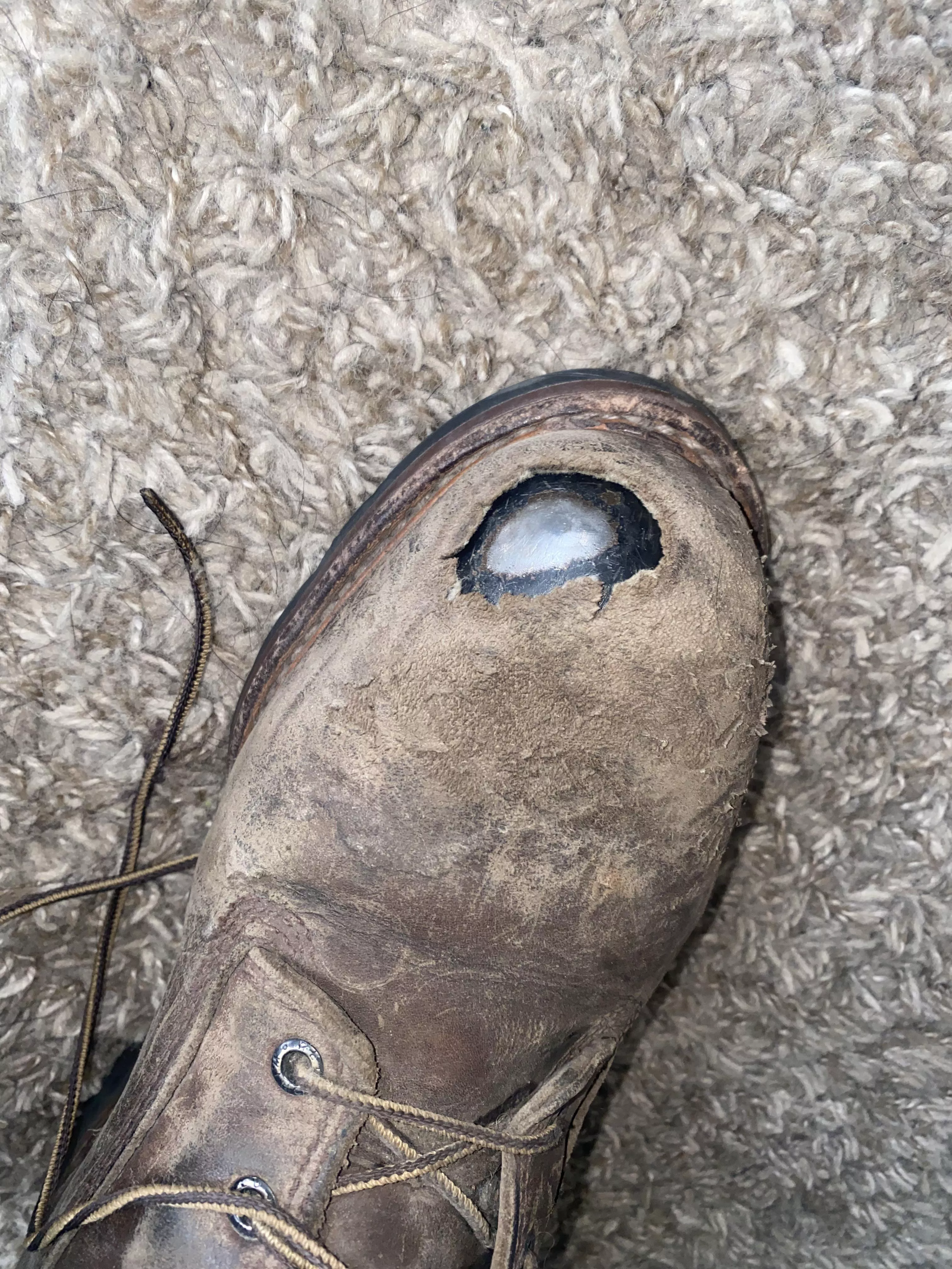 Is this fixable? Perfectly good boots I just don’t like how the steel shows. They are red wings posted by BeLoWeRR