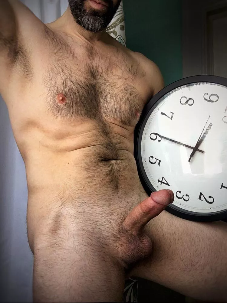 Itâ€™s Hard Cock oâ€™clock (40) posted by cinnabonxtrafrosting