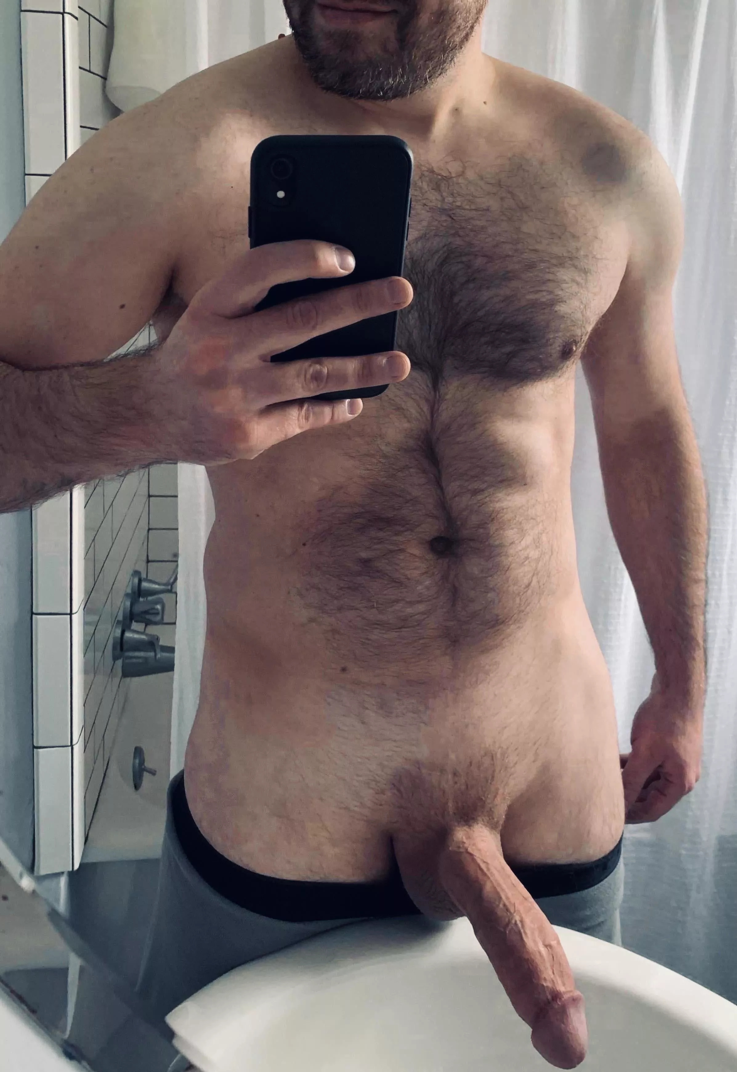 Join me for a post-gym shower? [35] posted by fitguypitt