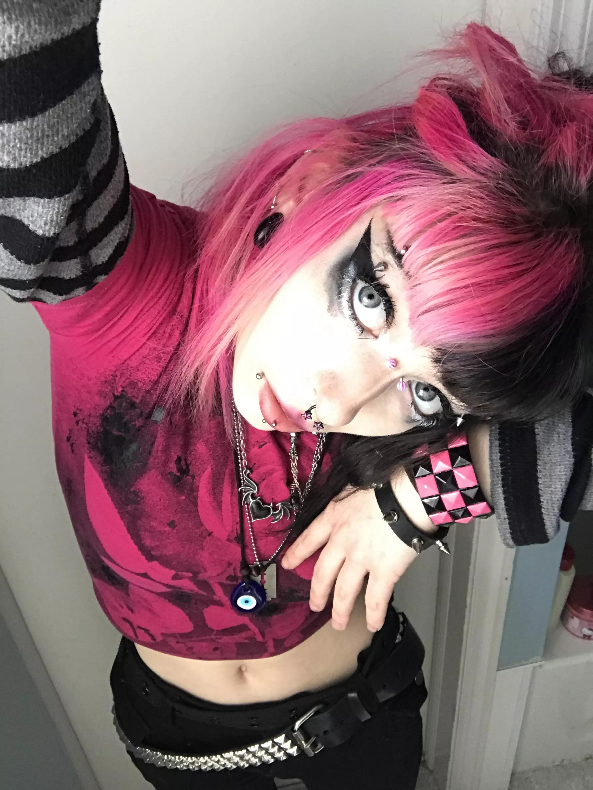 just a lil SFW emo girl pic for a change posted by satanslilfreak