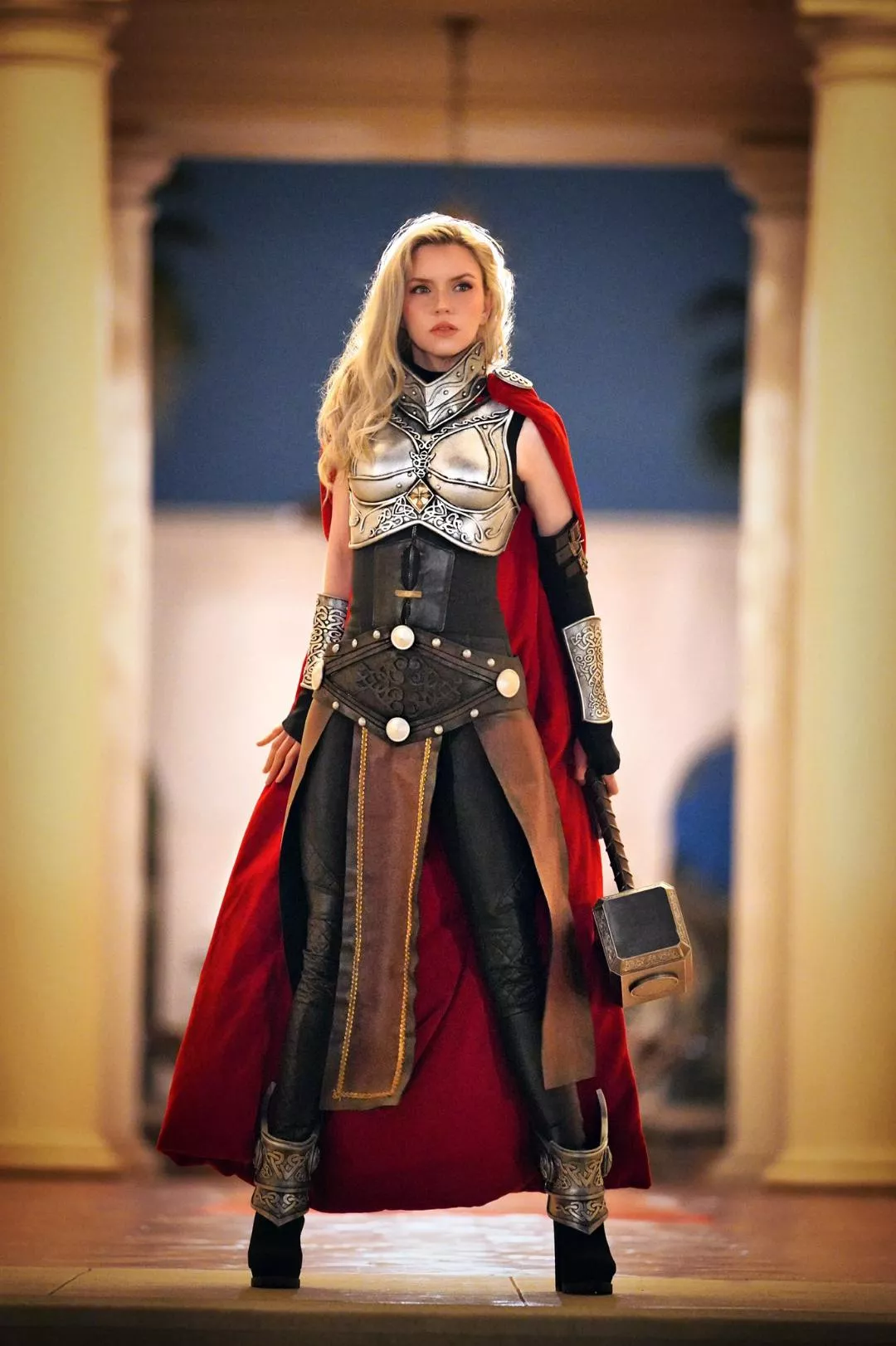 Lady Thor by ArmoredHeartCosplay on Instagram posted by Supercosplaylover