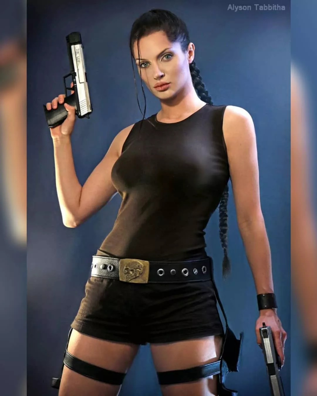 Lara Croft by Alyson Tabbitha posted by Supercosplaylover