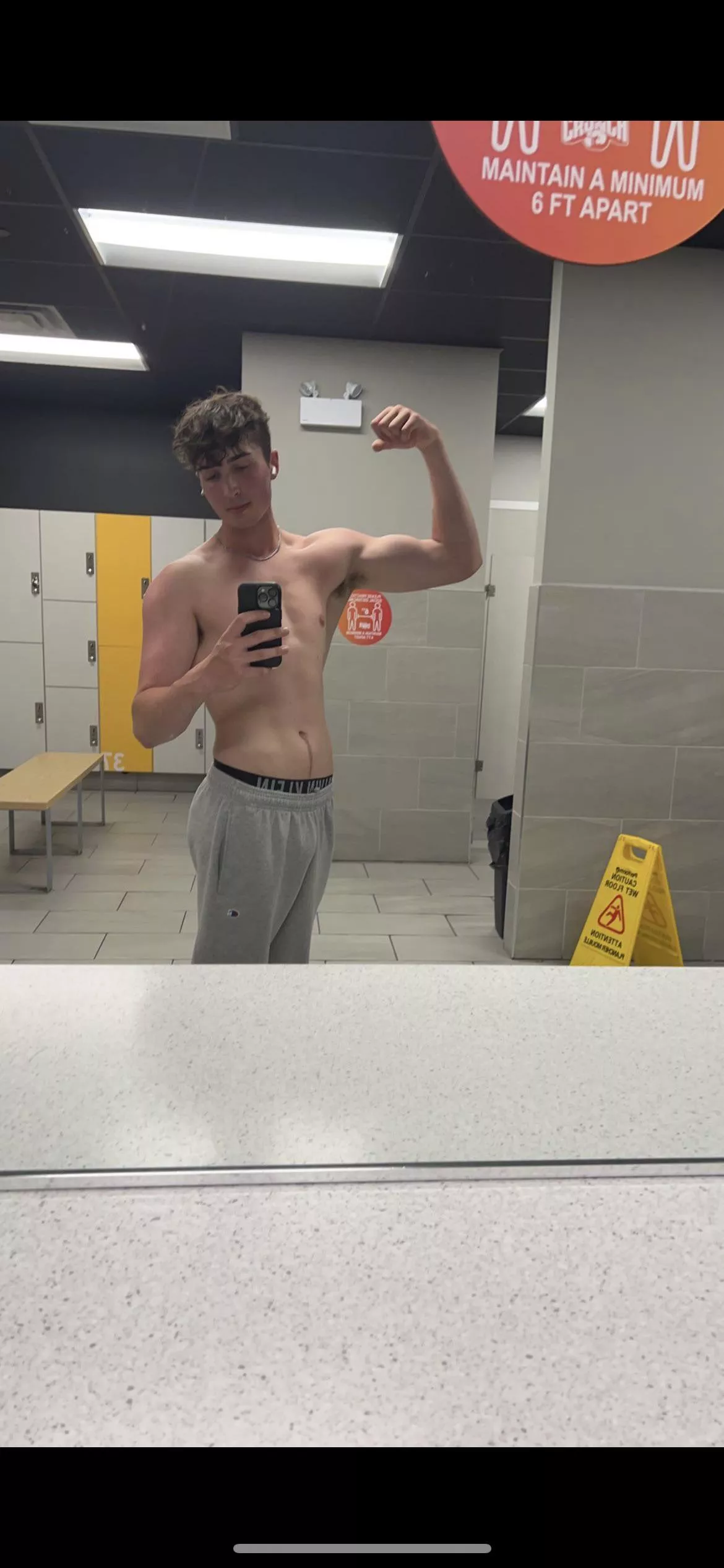 Late night workout posted by sadboycad