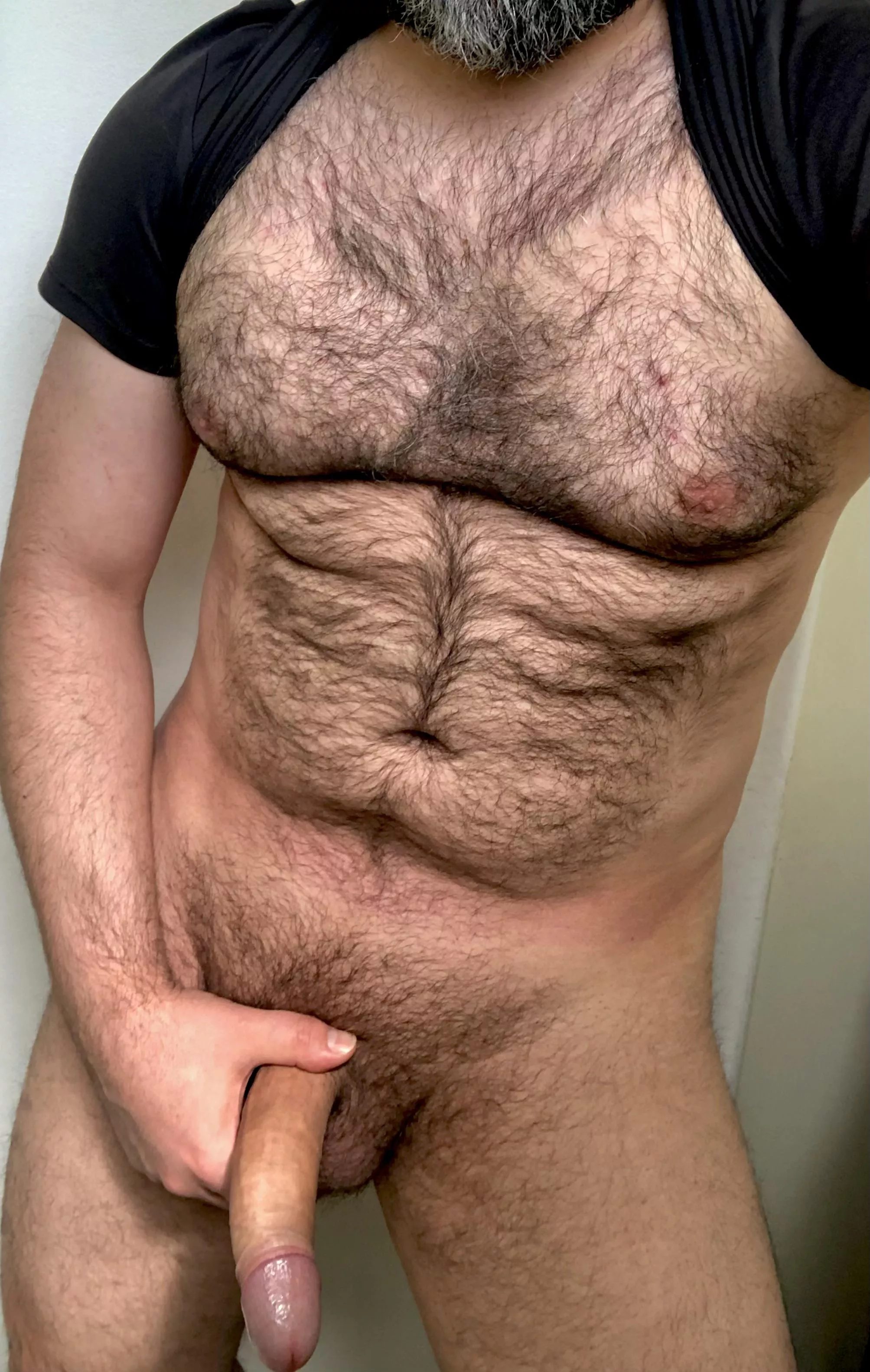 Lay on your back and throw your legs in the air, if youâ€™re into hung Dads that have lots of hair.(41) posted by OGamer80